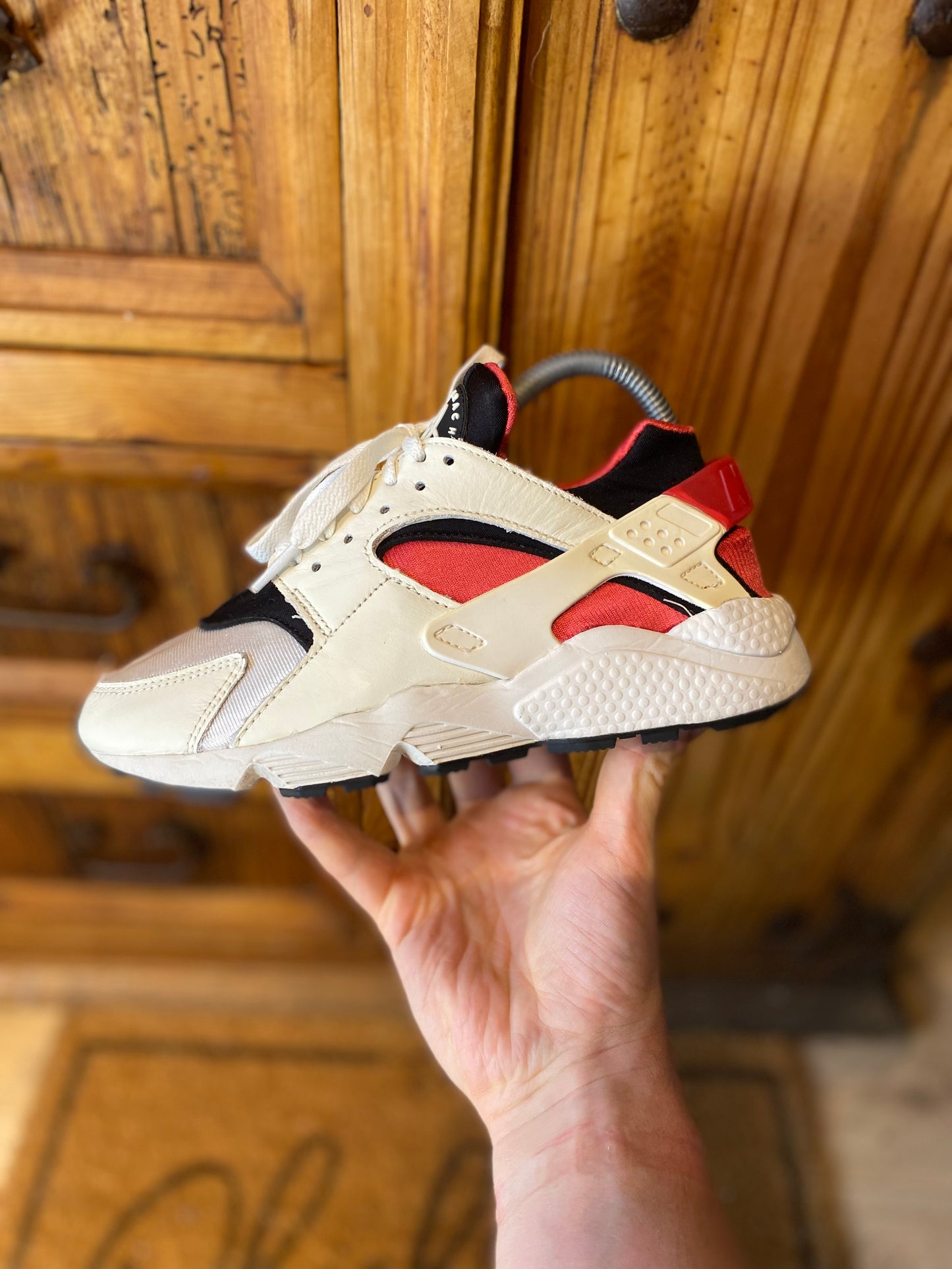 NIKE HUARACHE ‘SAIL BRED’ - UK 5