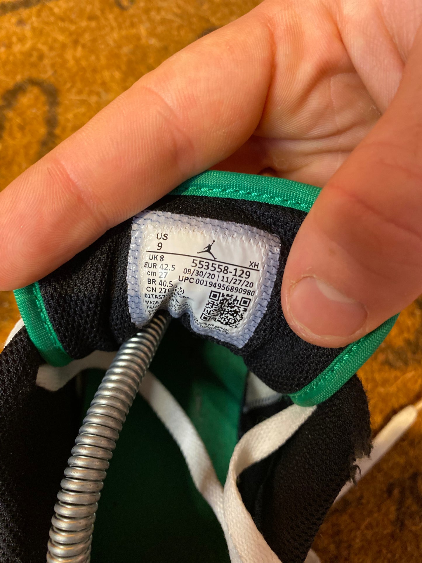 JORDAN 1 LOW ‘WHITE LUCKY GREEN BLACK’ - UK 8