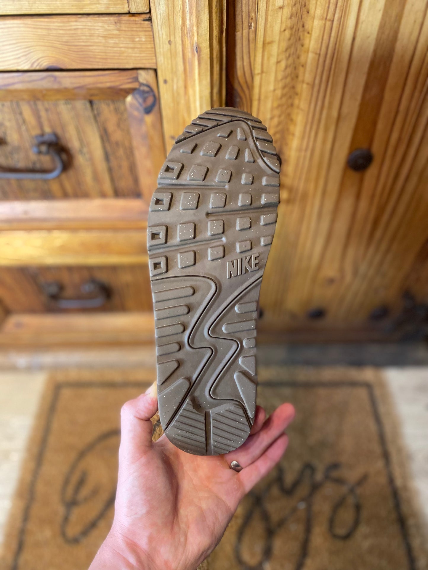 NIKE AIR MAX 90 ‘BACON’ - UK 8
