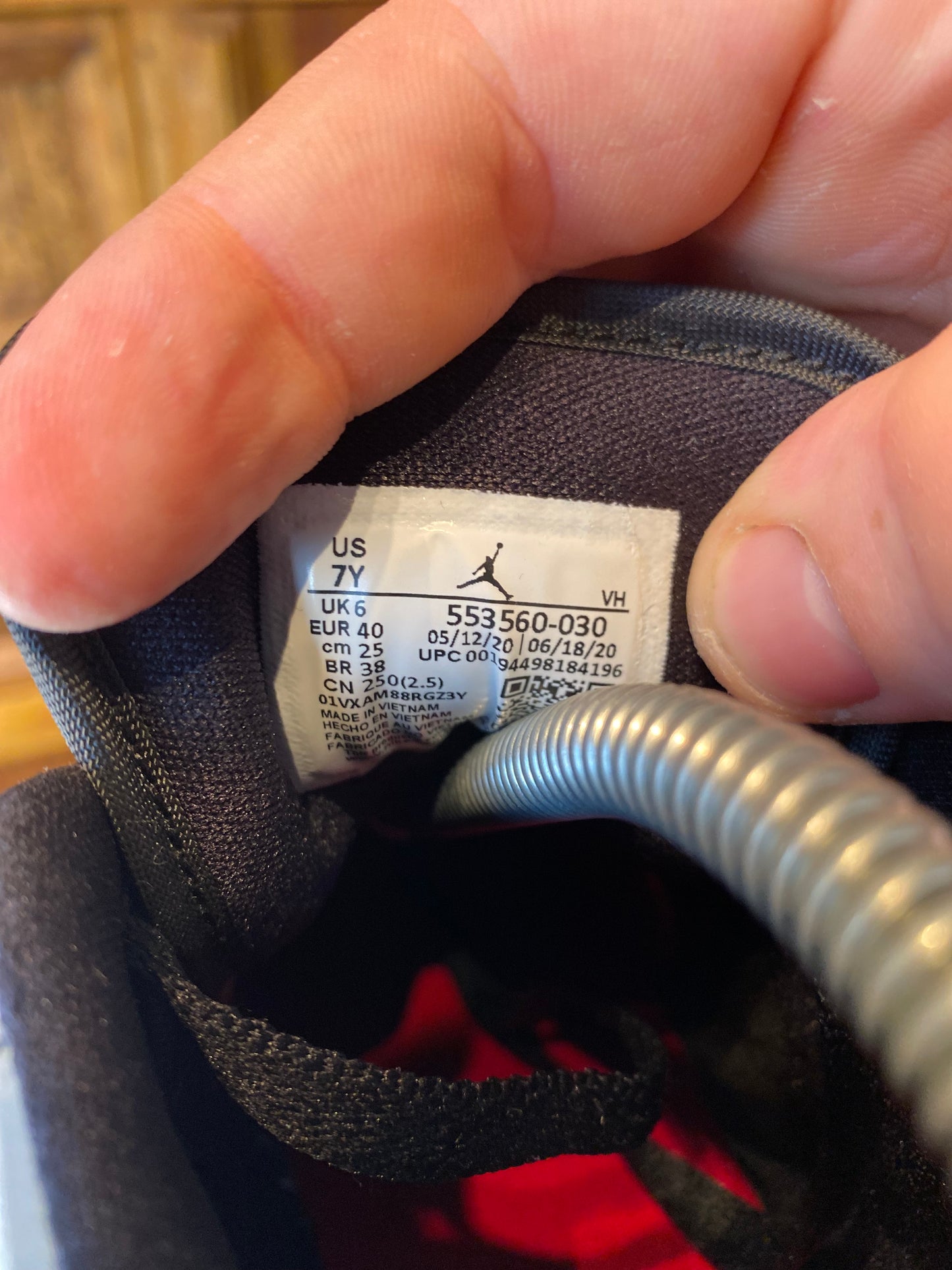 JORDAN 1 LOW ‘LIGHT SMOKE GREY’ - UK 6