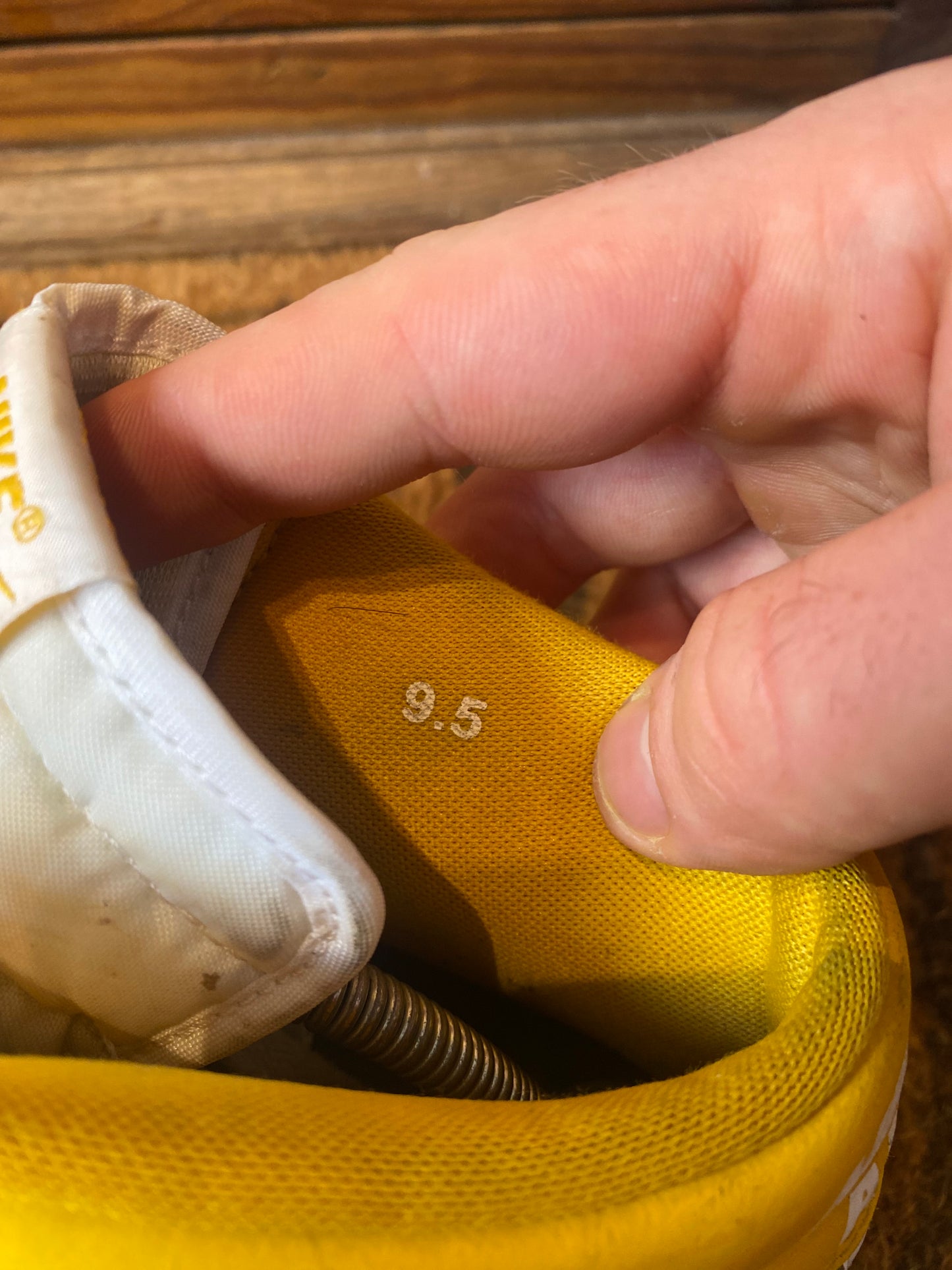 NIKE JORDAN AIR SHIP PE ‘UNIVERSITY GOLD’ - UK 8.5