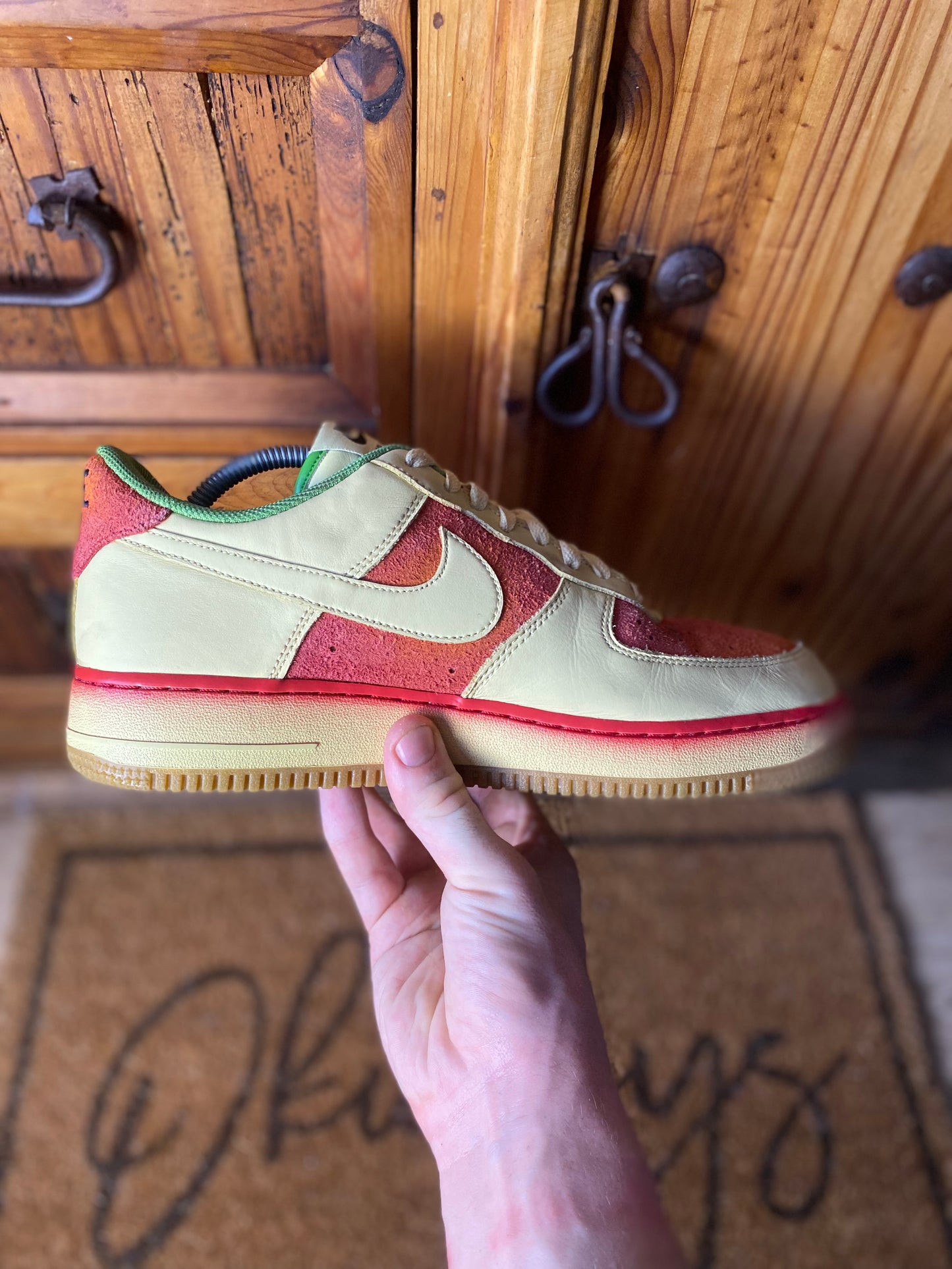 NIKE AIR FORCE 1 ‘CHILLI PEPPER’ - UK 9.5