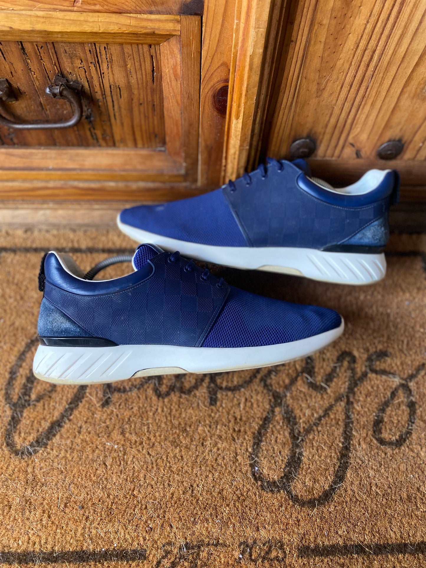 LOUIS VUITTON FASTLANE - UK 11