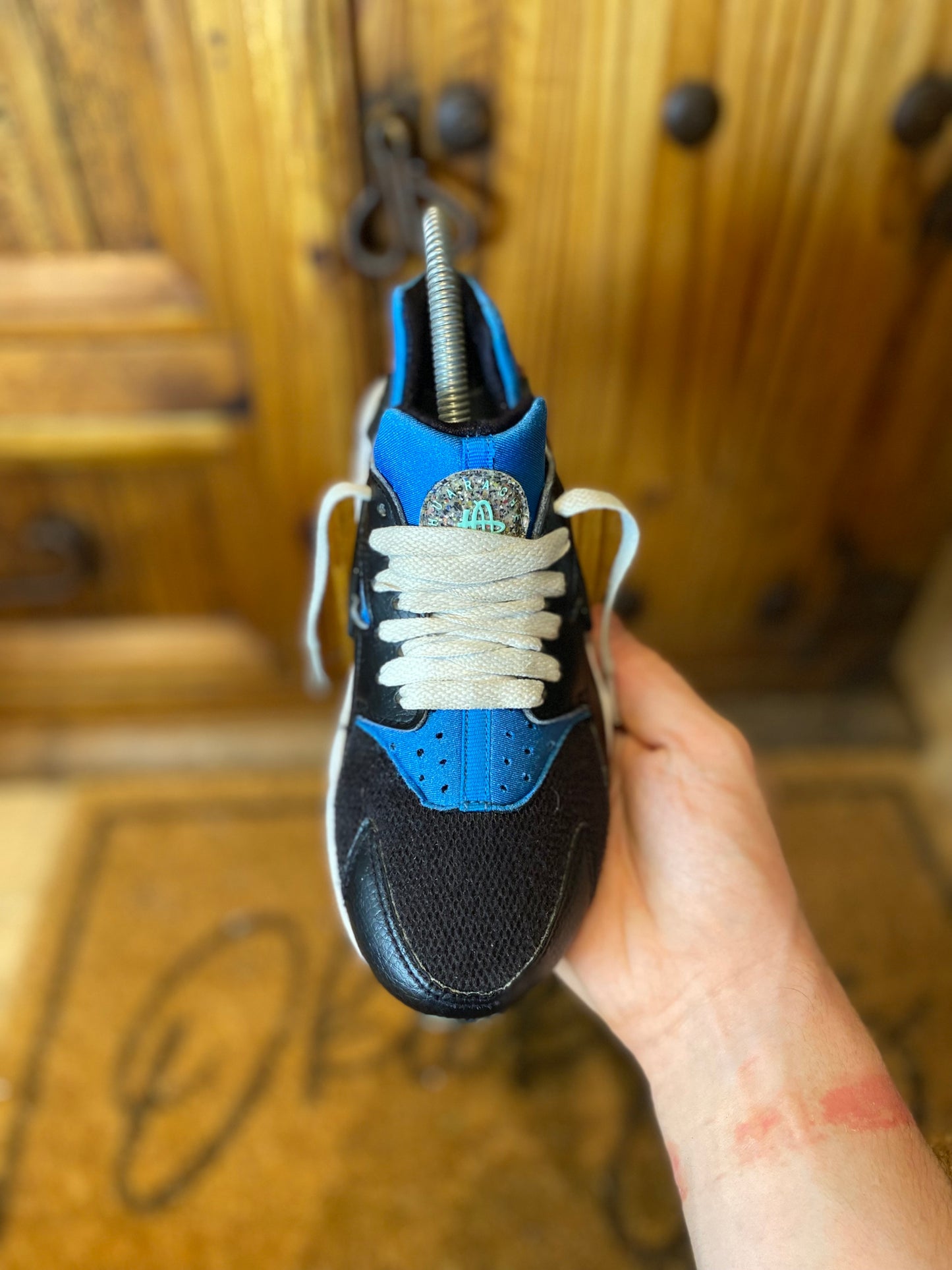 NIKE HUARACHE ‘BLACK PHOTO BLUE ACTIVE PINK’ - UK 3.5