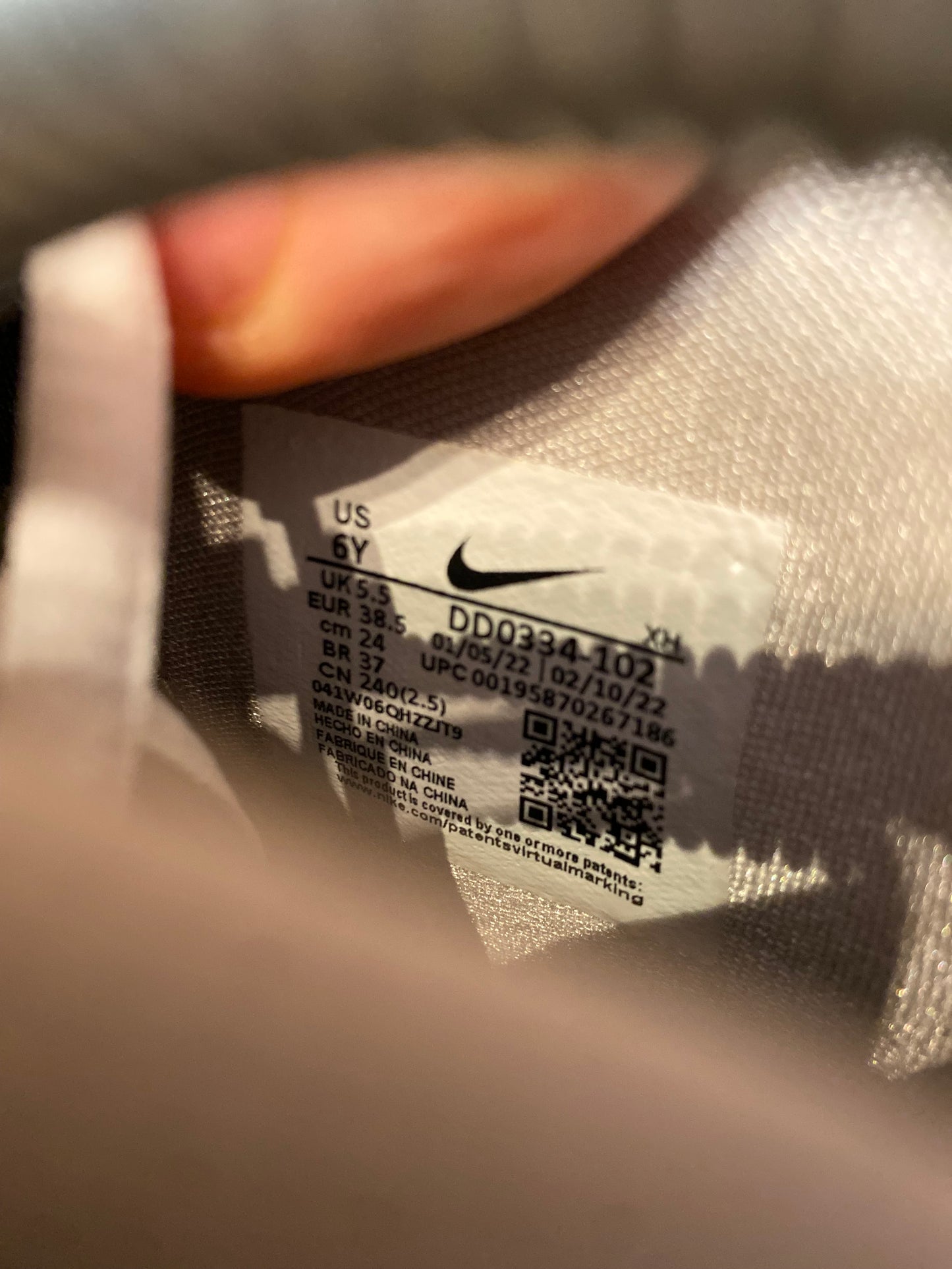 NIKE KYRIE INFINITY ‘SMOKE AND MIRRORS’ - UK 5.5