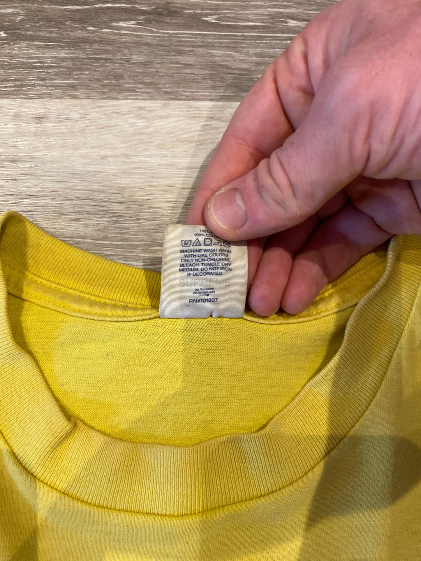 SUPREME BED T-SHIRT - L