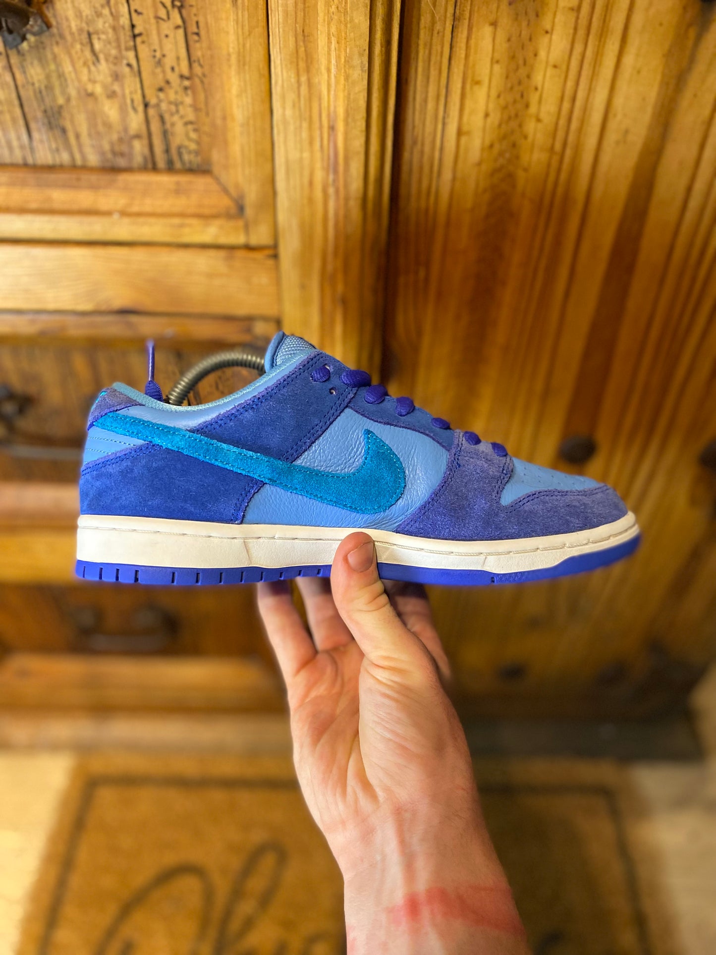 NIKE SB DUNK LOW ‘BLUE RASPBERRY’ - UK 7