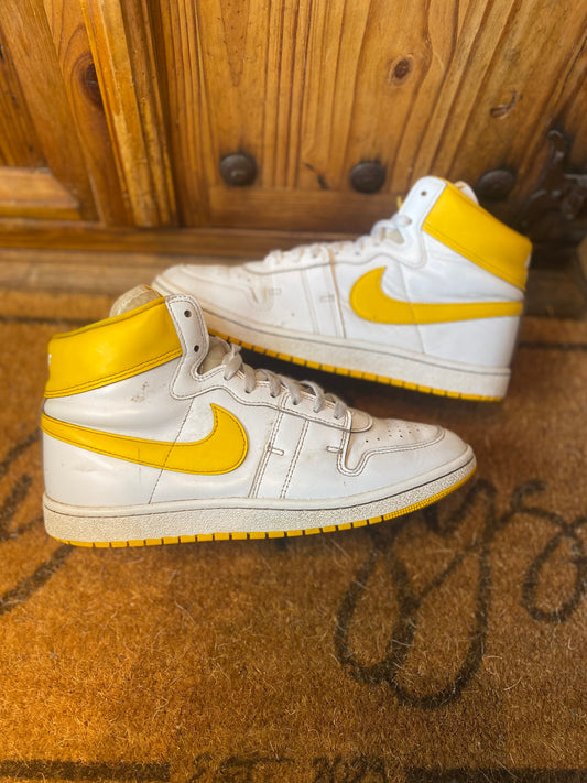 NIKE JORDAN AIR SHIP PE ‘UNIVERSITY GOLD’ - UK 8.5