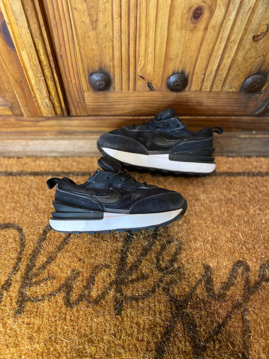 NIKE WAFFLE ONE ‘BLACK WHITE’ - UK 7.5? TD