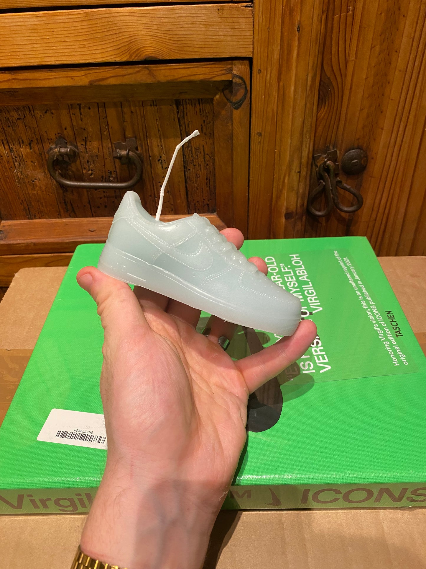 NIKE AIR FORCE 1 SNEAKER CANDLE