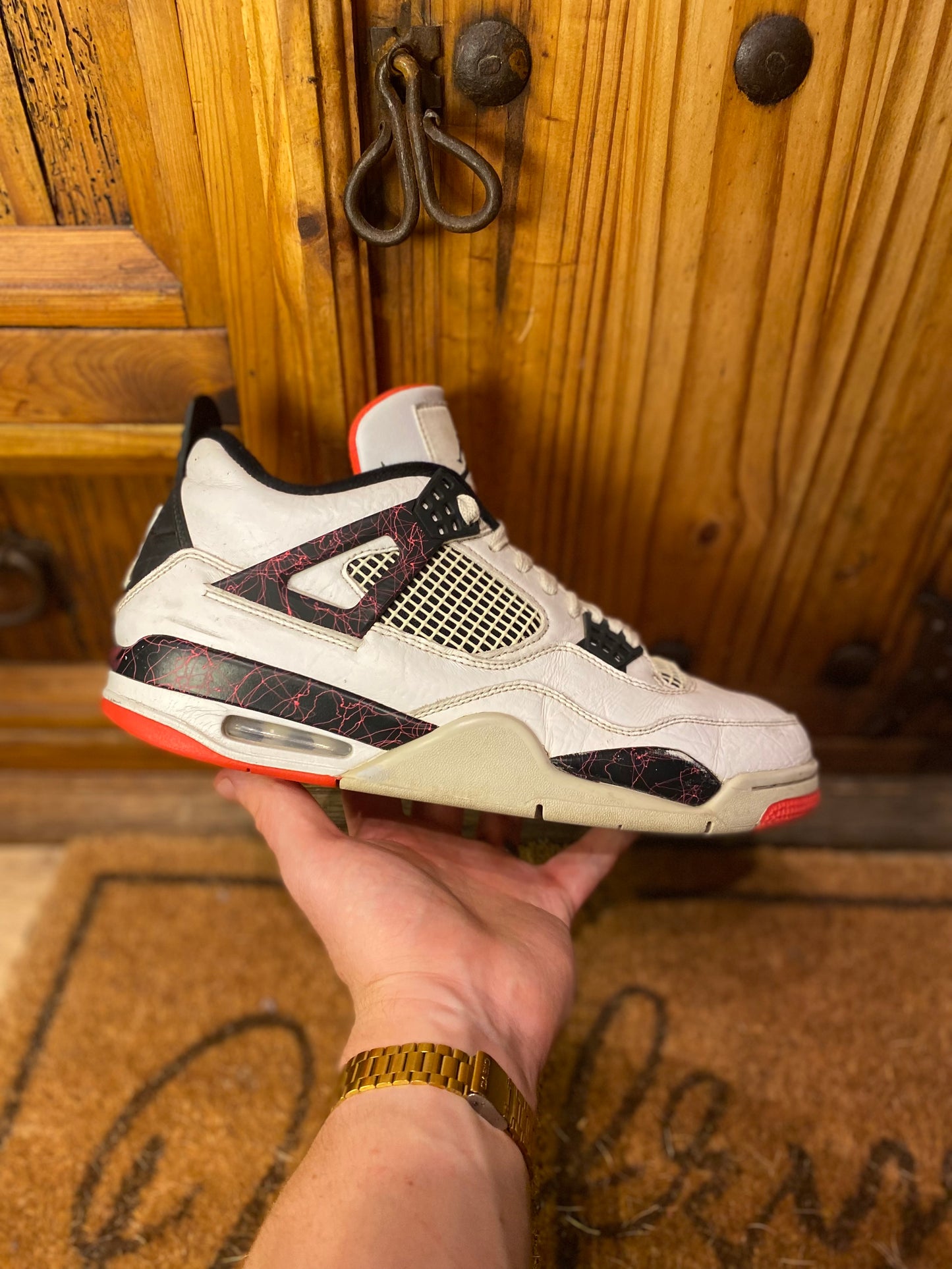JORDAN 4 ‘FLIGHT NOSTALGIA’ - UK 10