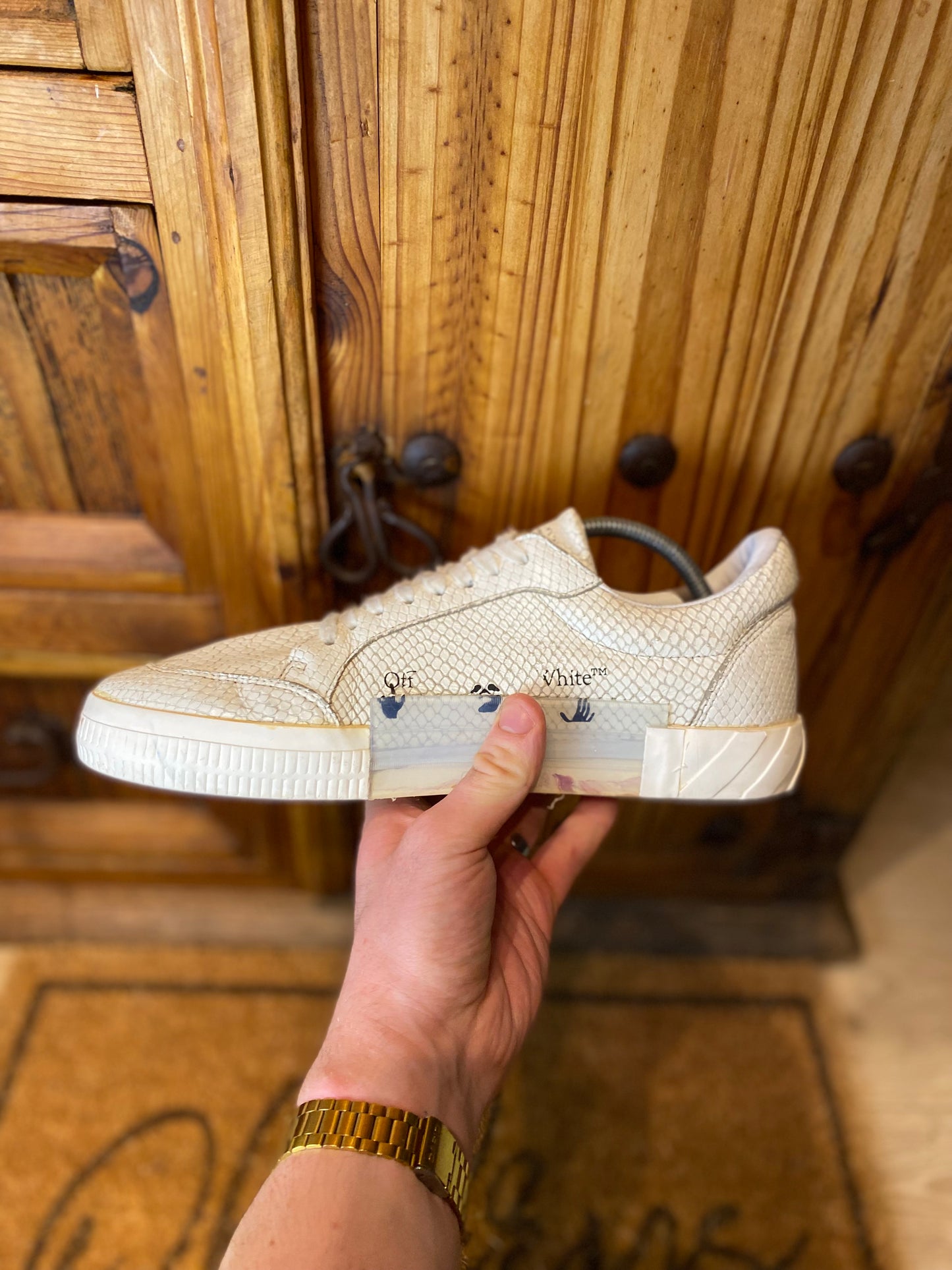 OFF-WHITE VULCANISED CALF LEATHER ‘WHITE BLACK’ - UK 10