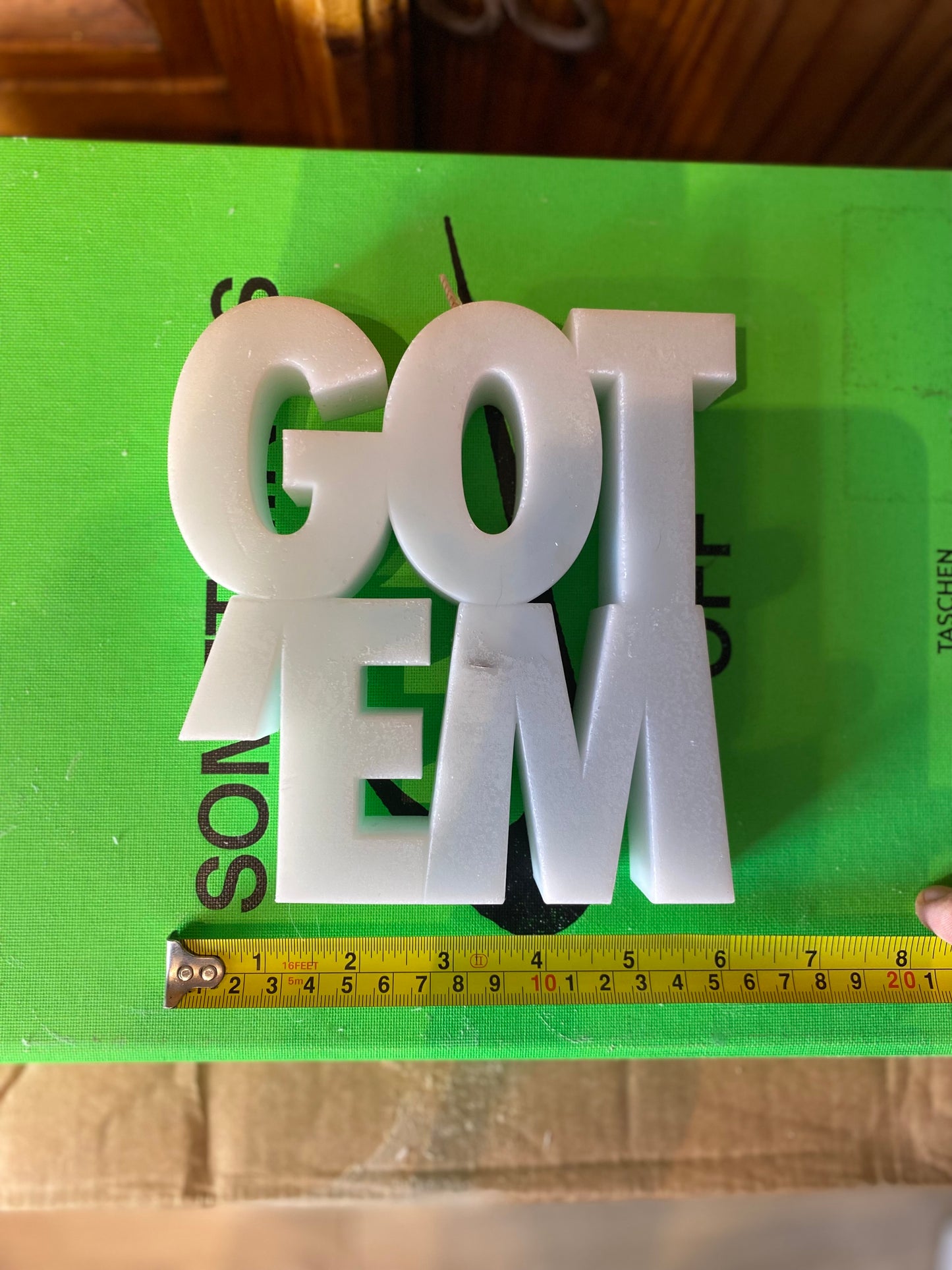 GOT EM’ SNEAKER CANDLE *scented* - #0028