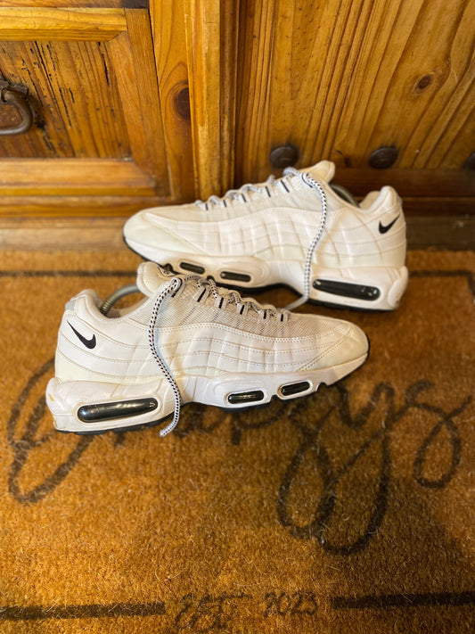 NIKE AIR MAX 95 ‘WHITE BLACK’ - UK 9