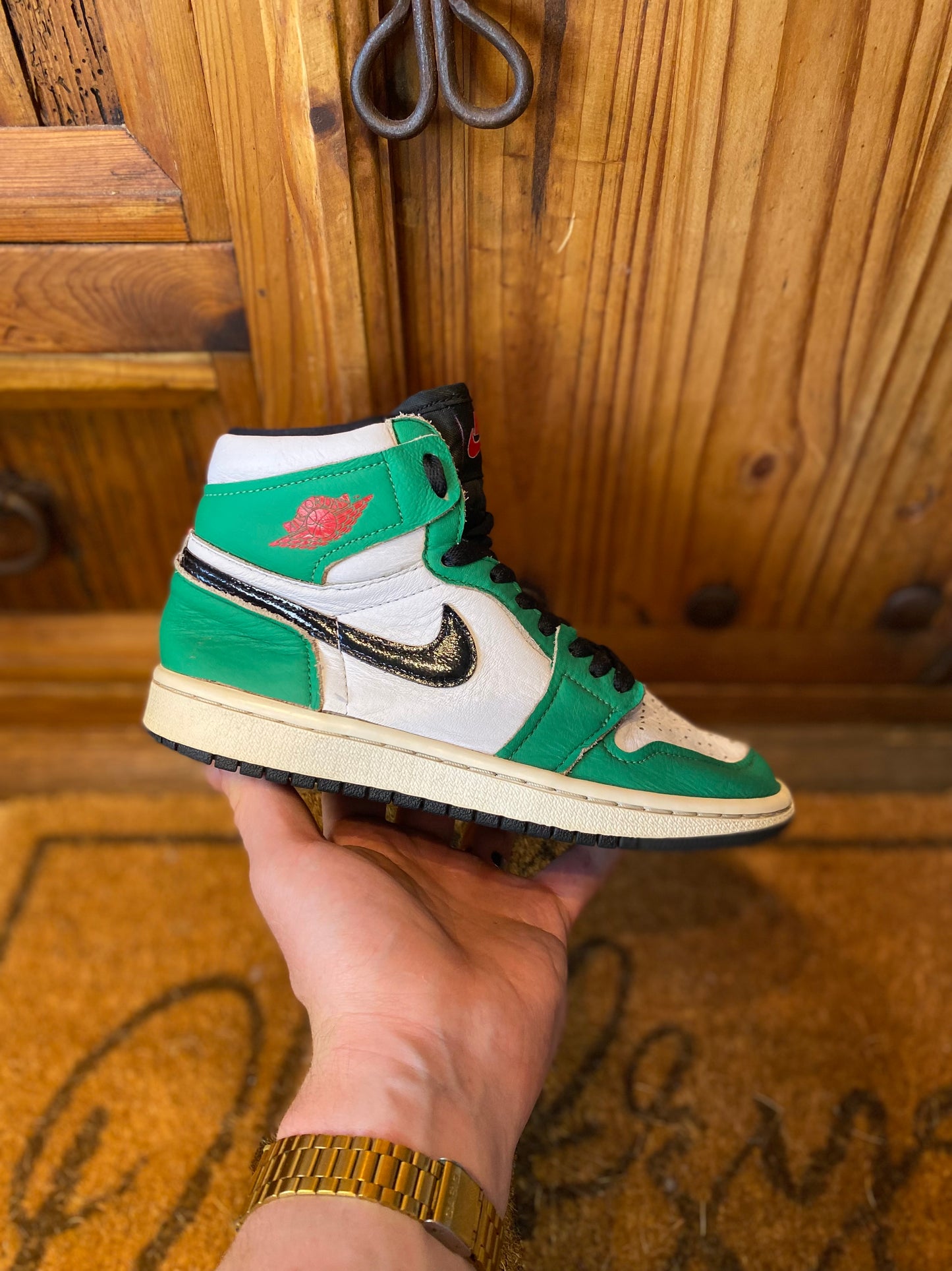 JORDAN 1 HIGH ‘LUCKY GREEN’ - UK 3