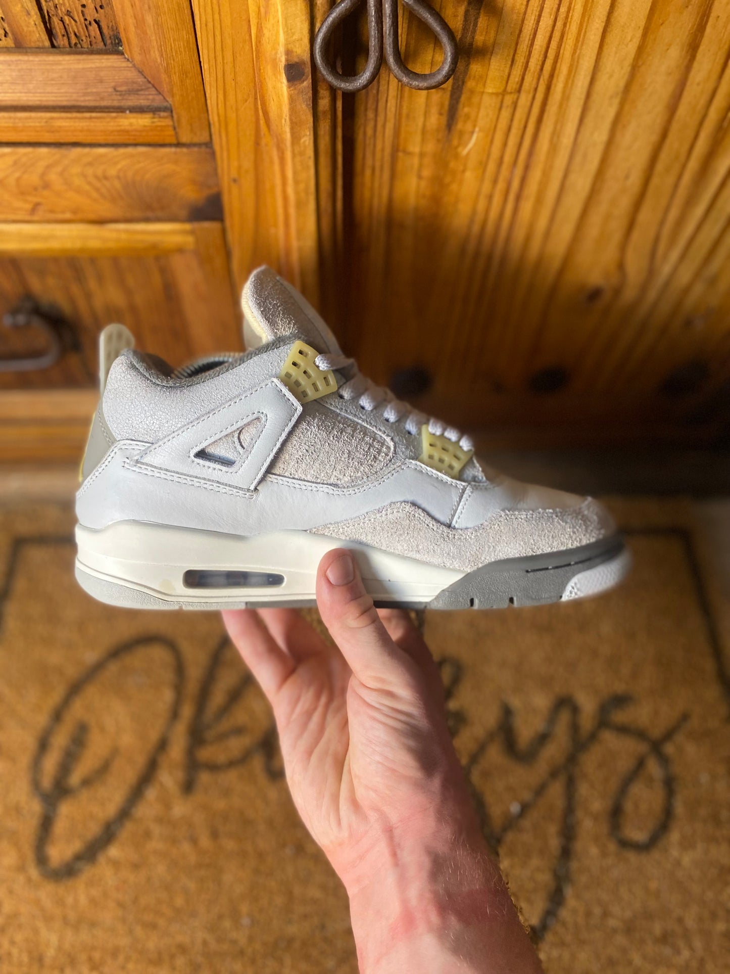 JORDAN 4 ‘CRAFT PHOTON DUST’ - UK 7