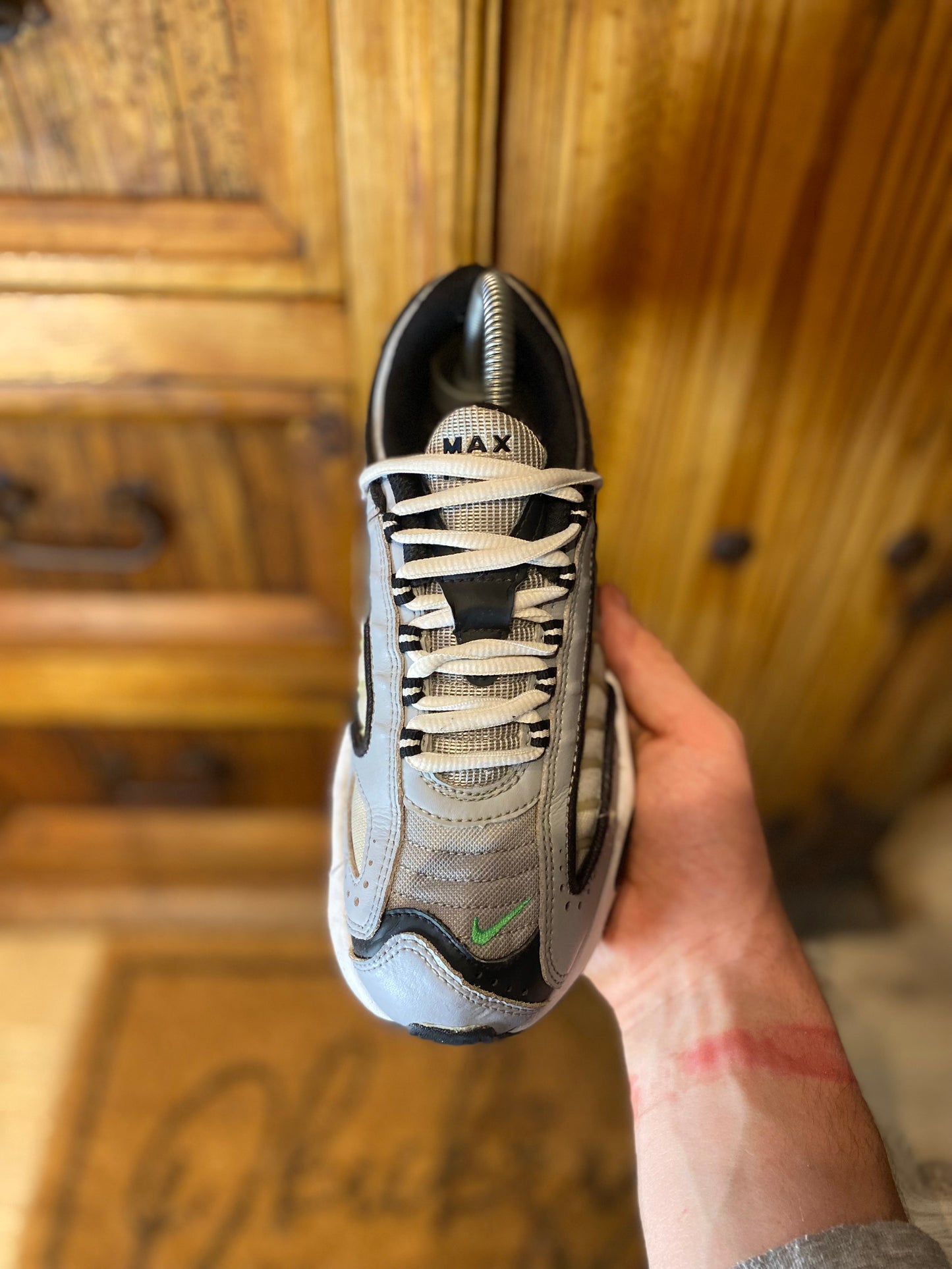 NIKE AIR MAX TAILWIND 4 ‘WOLF GREY GREEN SPARK’ - UK 5.5