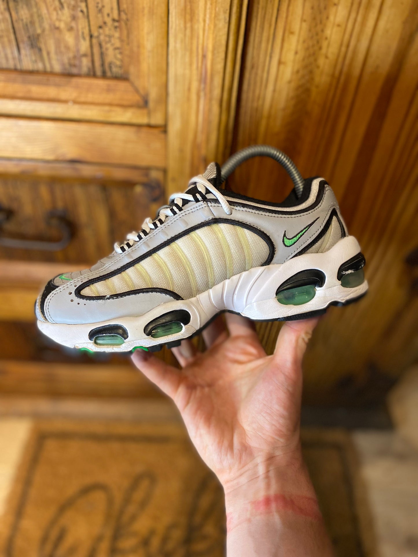 NIKE AIR MAX TAILWIND 4 ‘WOLF GREY GREEN SPARK’ - UK 5.5