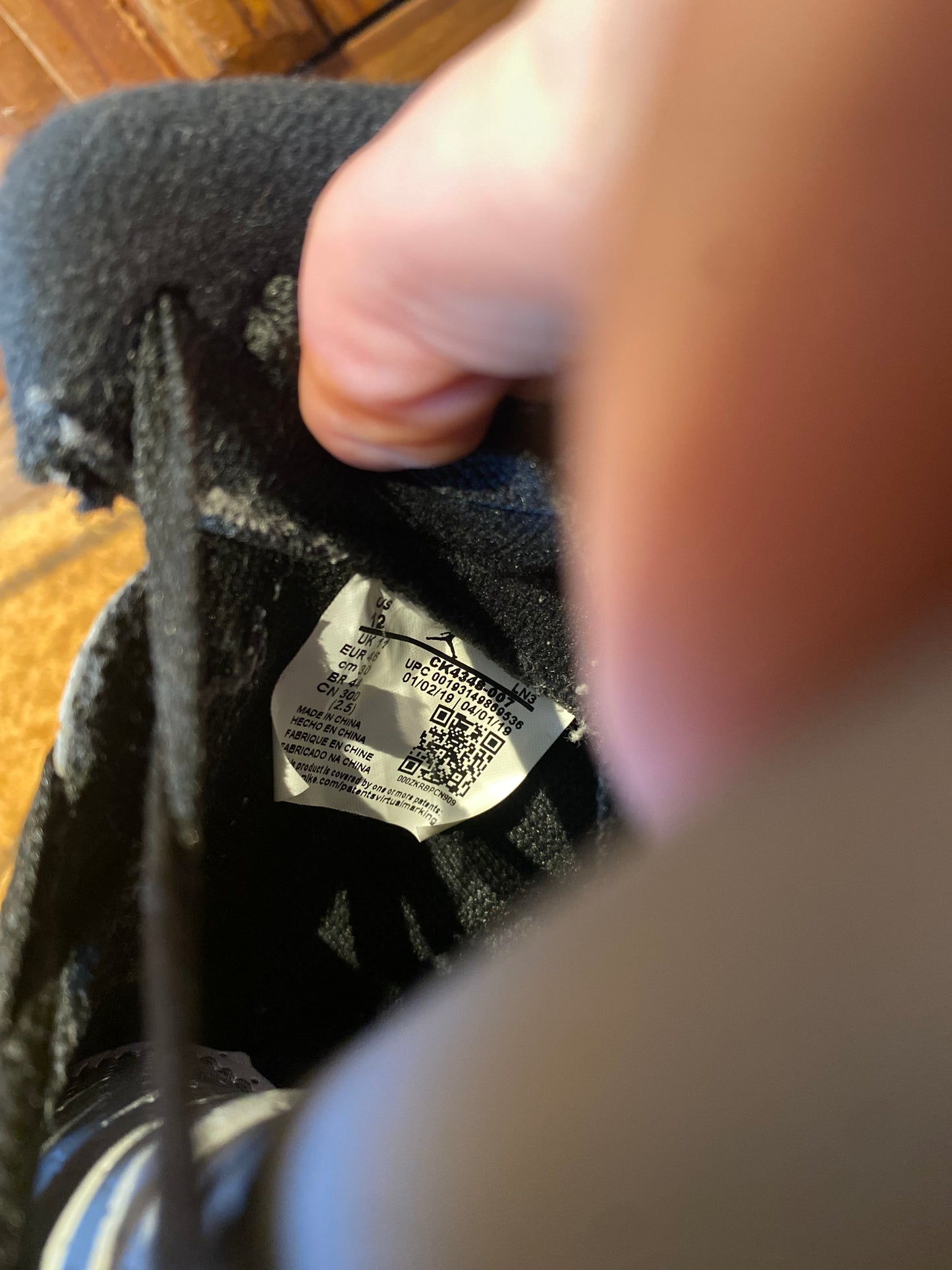 JORDAN 3 ‘TINKER HATFIELD BLACK CEMENT GOLD’ - UK 11