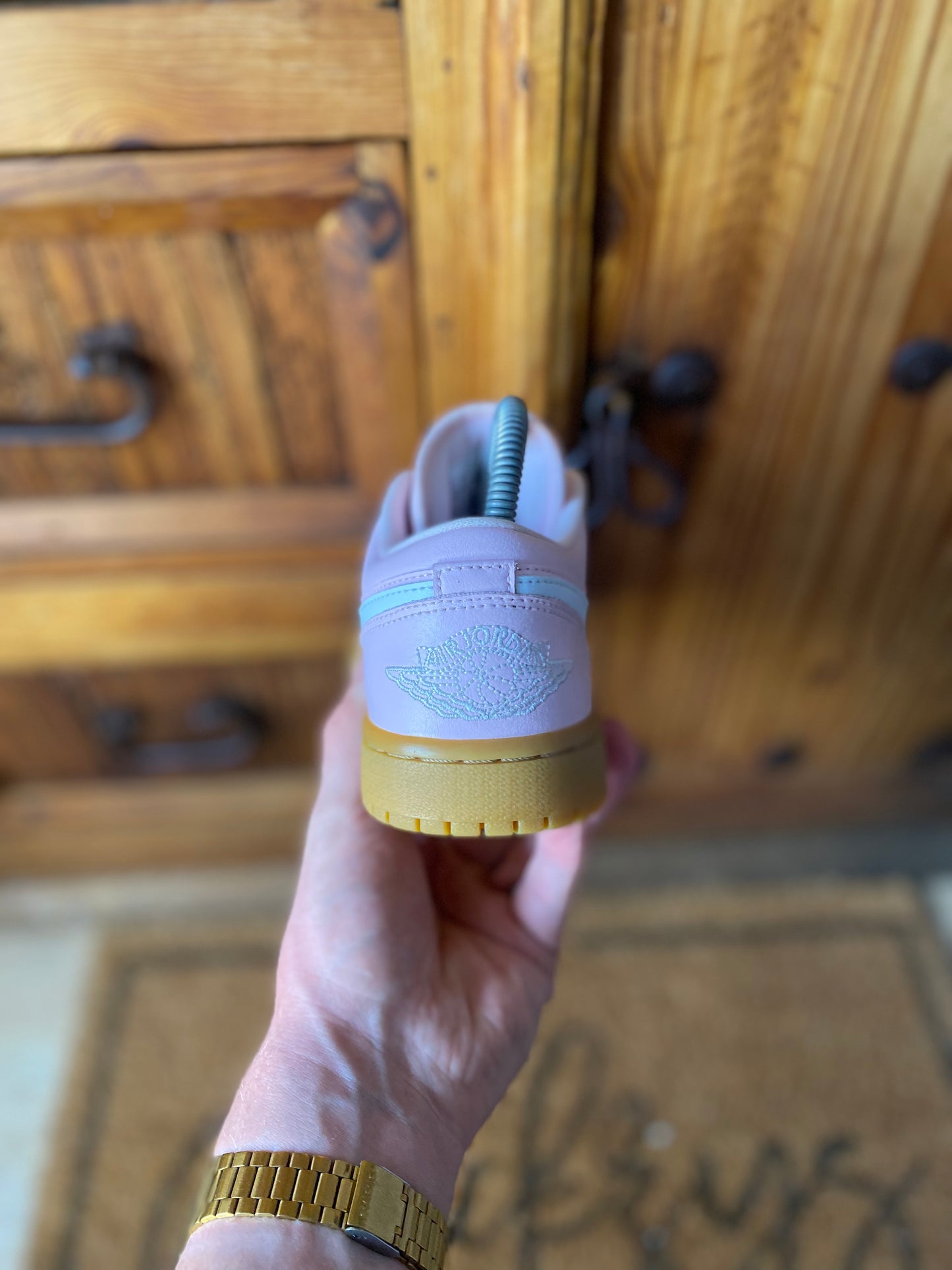 JORDAN 1 LOW ‘ARCTIC PINK GUM’ - UK 4.5