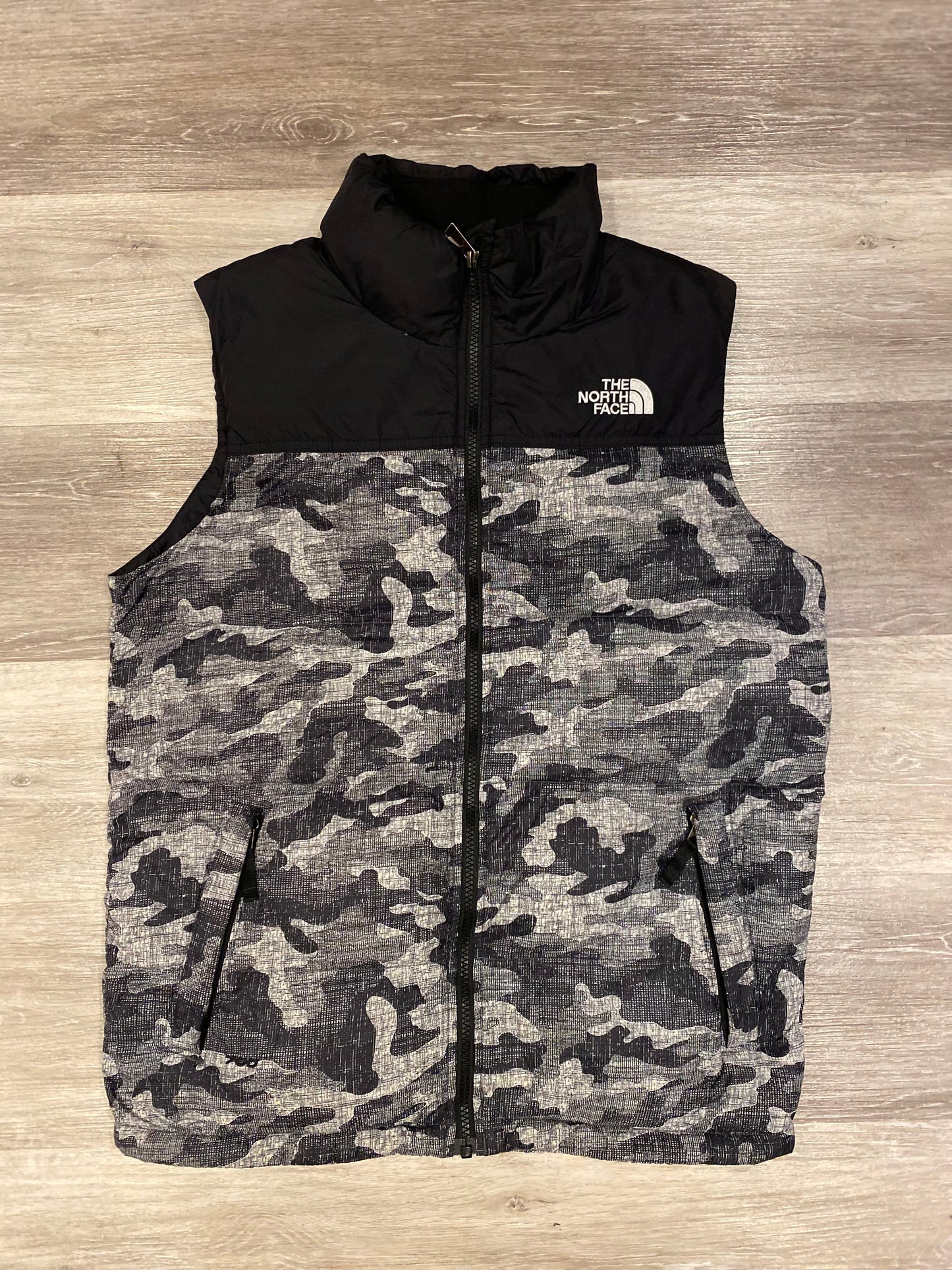 THE NORTH FACE NUPTSE 700 PUFFER GILET - JUNIOR XL