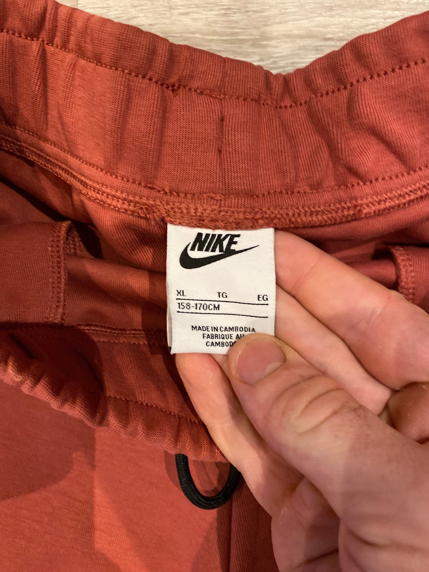 NIKE TECH FLEECE TRACKSUIT BOTTOMS - BNWT - XL JUNIOR