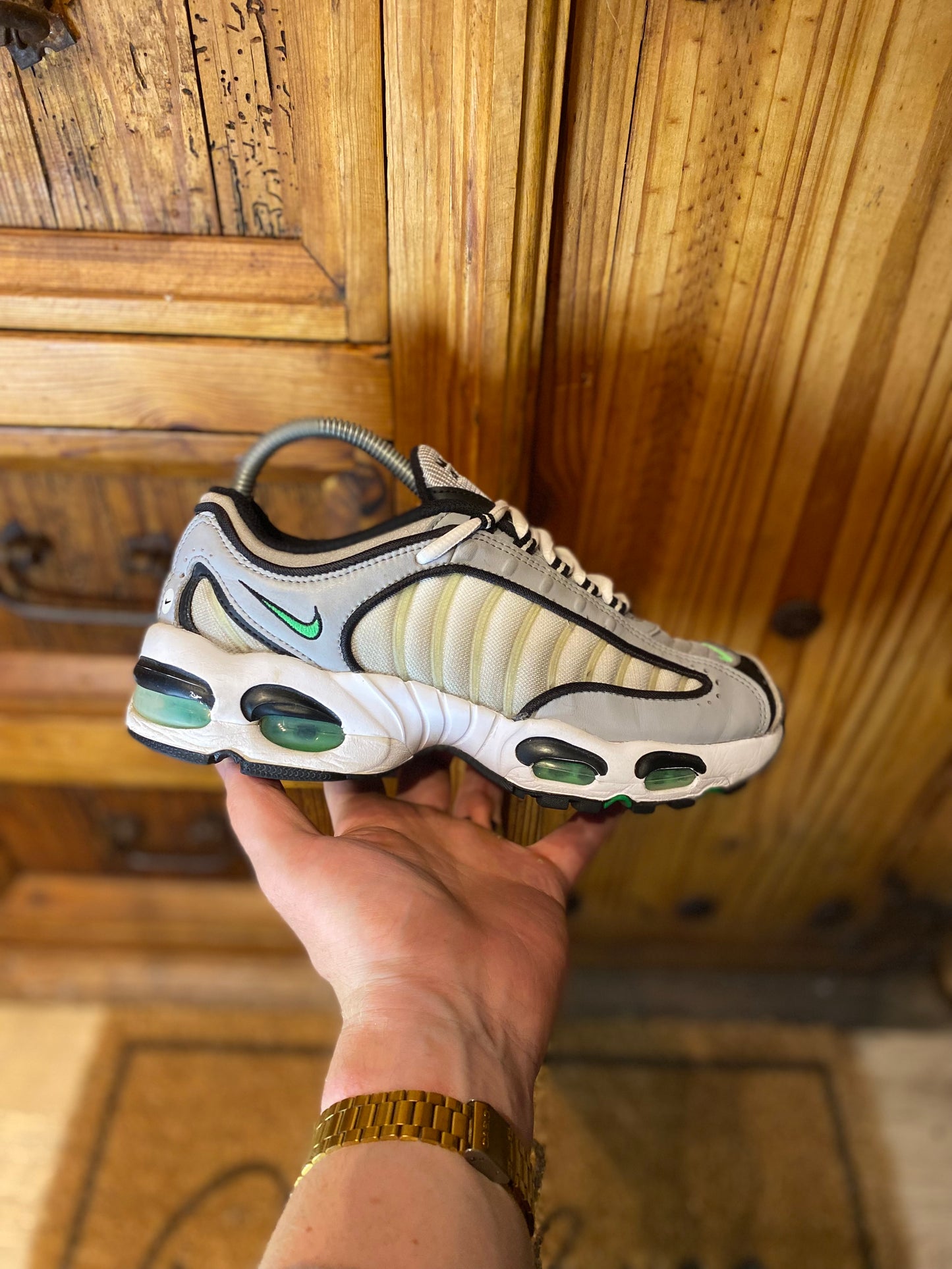 NIKE AIR MAX TAILWIND 4 ‘WOLF GREY GREEN SPARK’ - UK 5.5