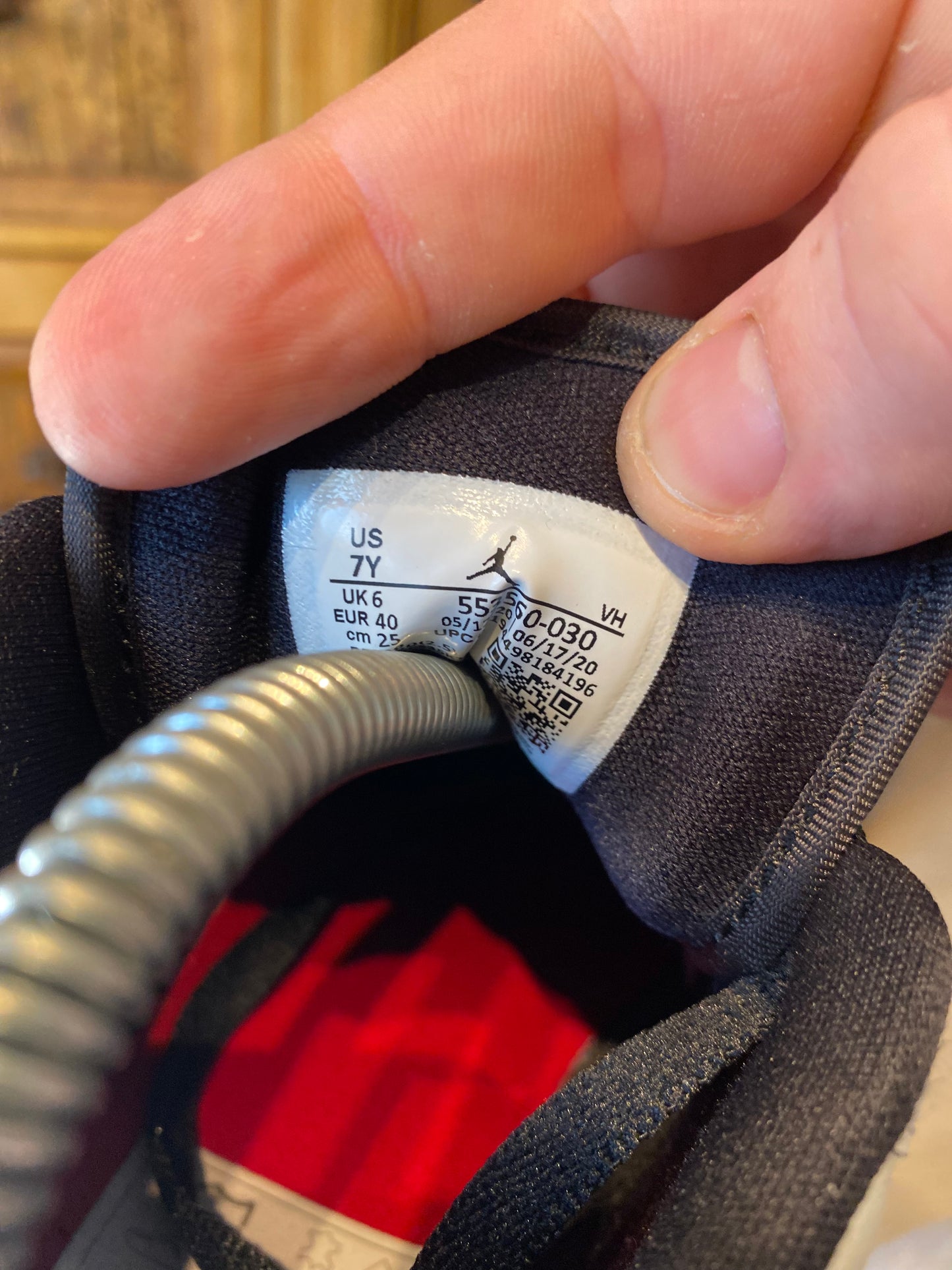 JORDAN 1 LOW ‘LIGHT SMOKE GREY’ - UK 6