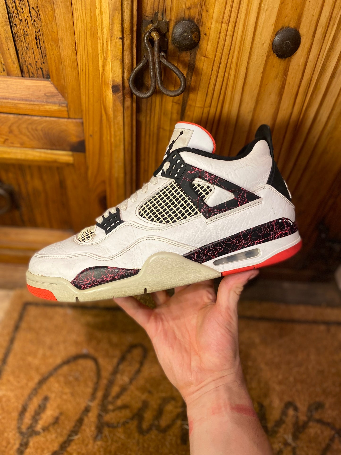 JORDAN 4 ‘FLIGHT NOSTALGIA’ - UK 10