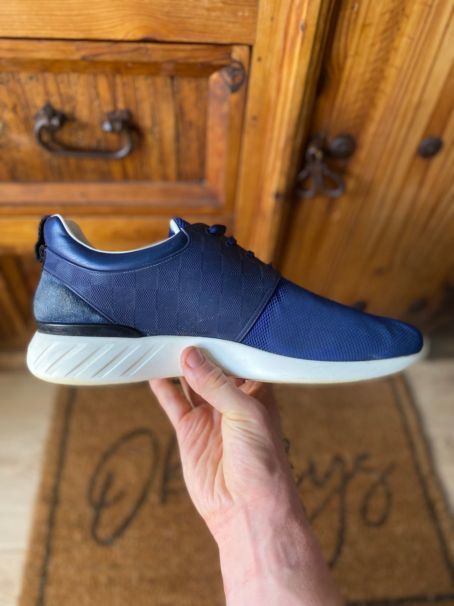 LOUIS VUITTON FASTLANE - UK 11