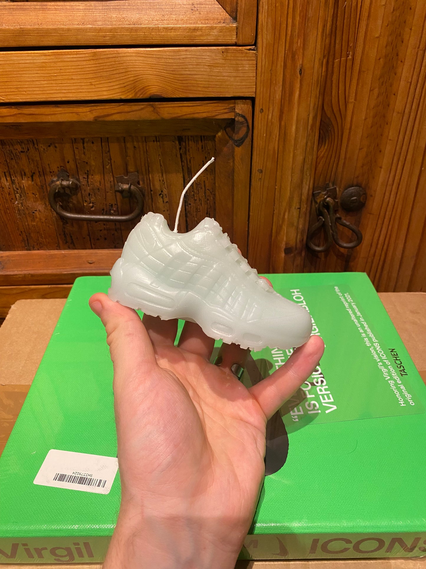 NIKE AIR MAX 95 SNEAKER CANDLE