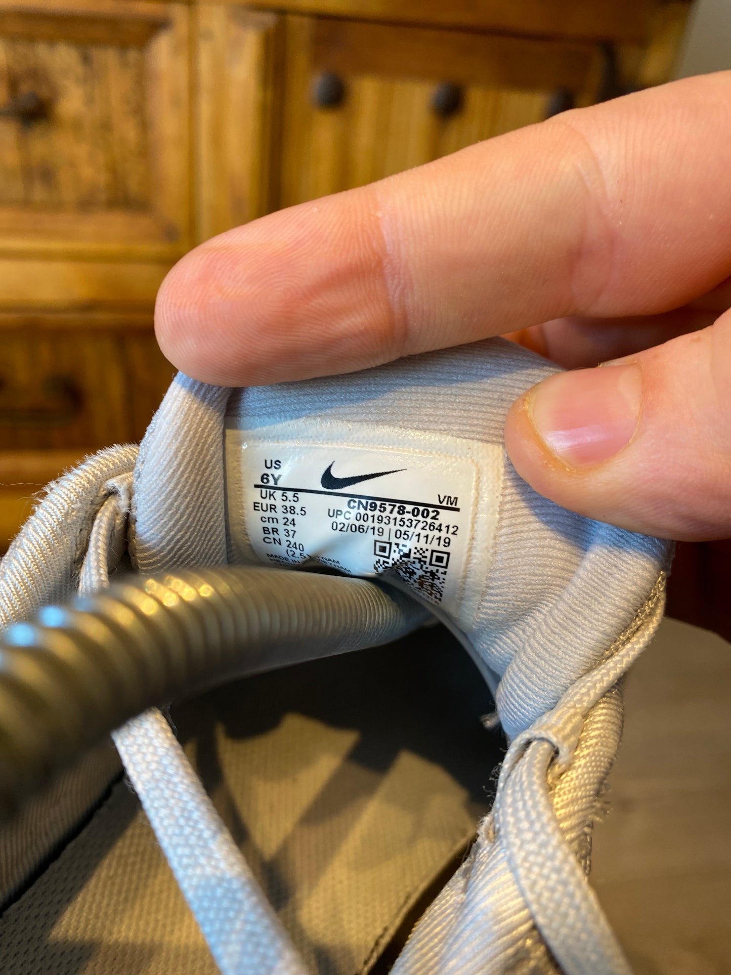 NIKE AIR MAX 720 ‘WHITE PURE PLATINUM’ - UK 5.5