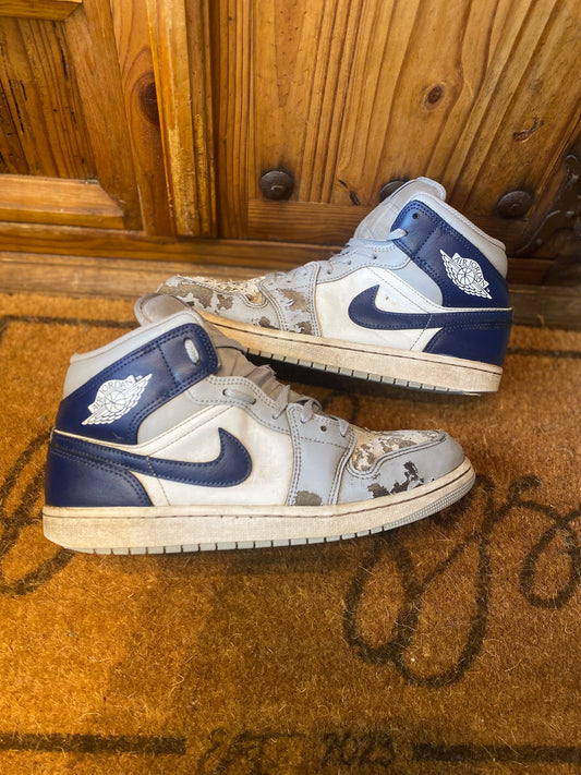 JORDAN 1 MID ‘WOLF GREY MIDNIGHT NAVY’ - UK 9