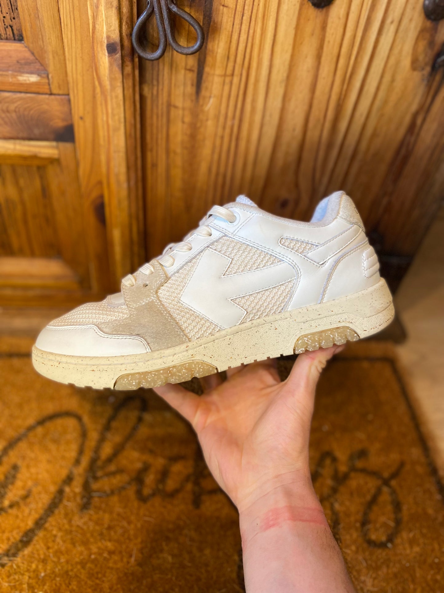 OFF-WHITE OUT OF OFFICE LOW SLIM ‘WHITE’ - UK 12