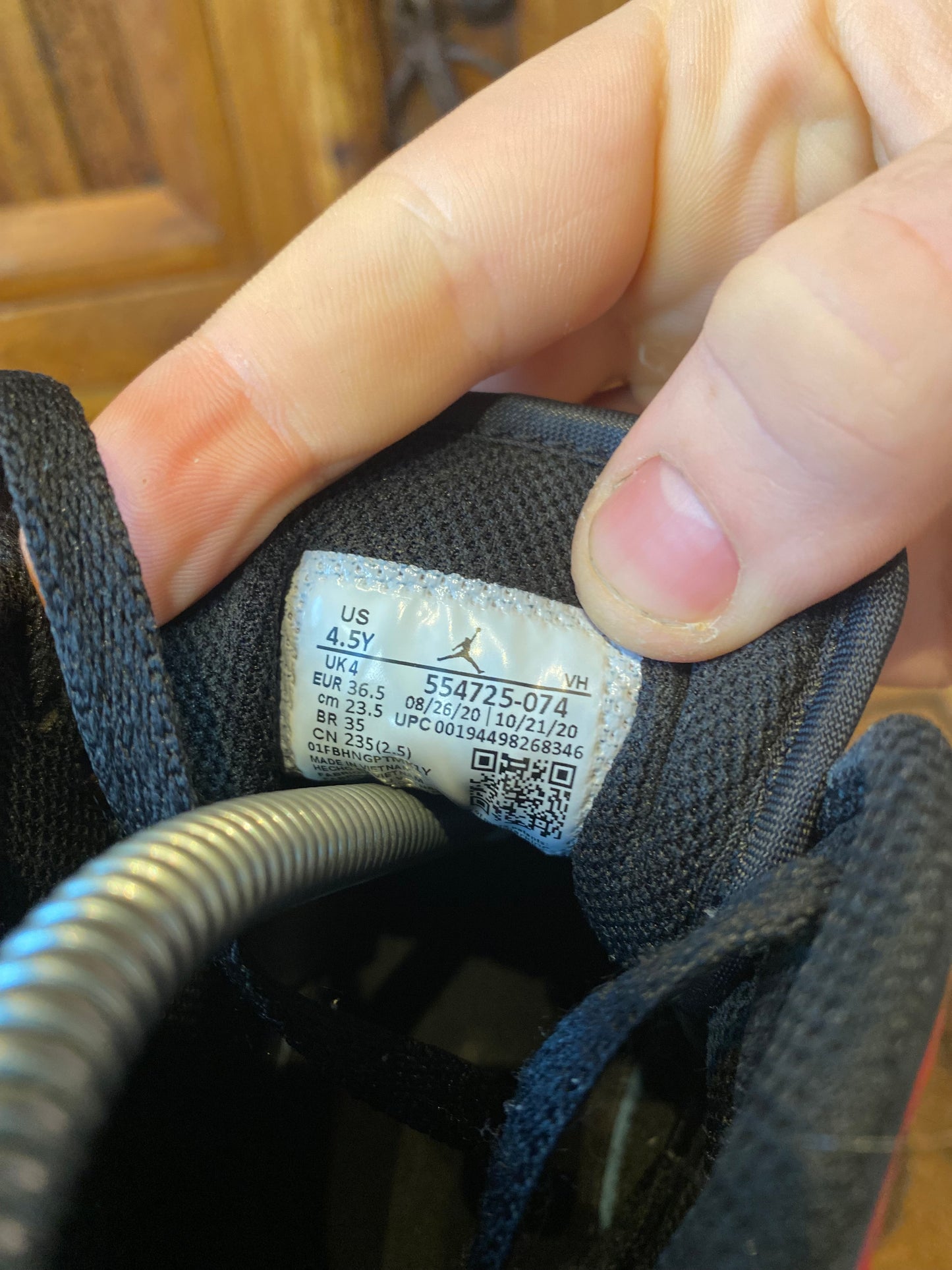 JORDAN 1 MID ‘BANNED’ - UK 4