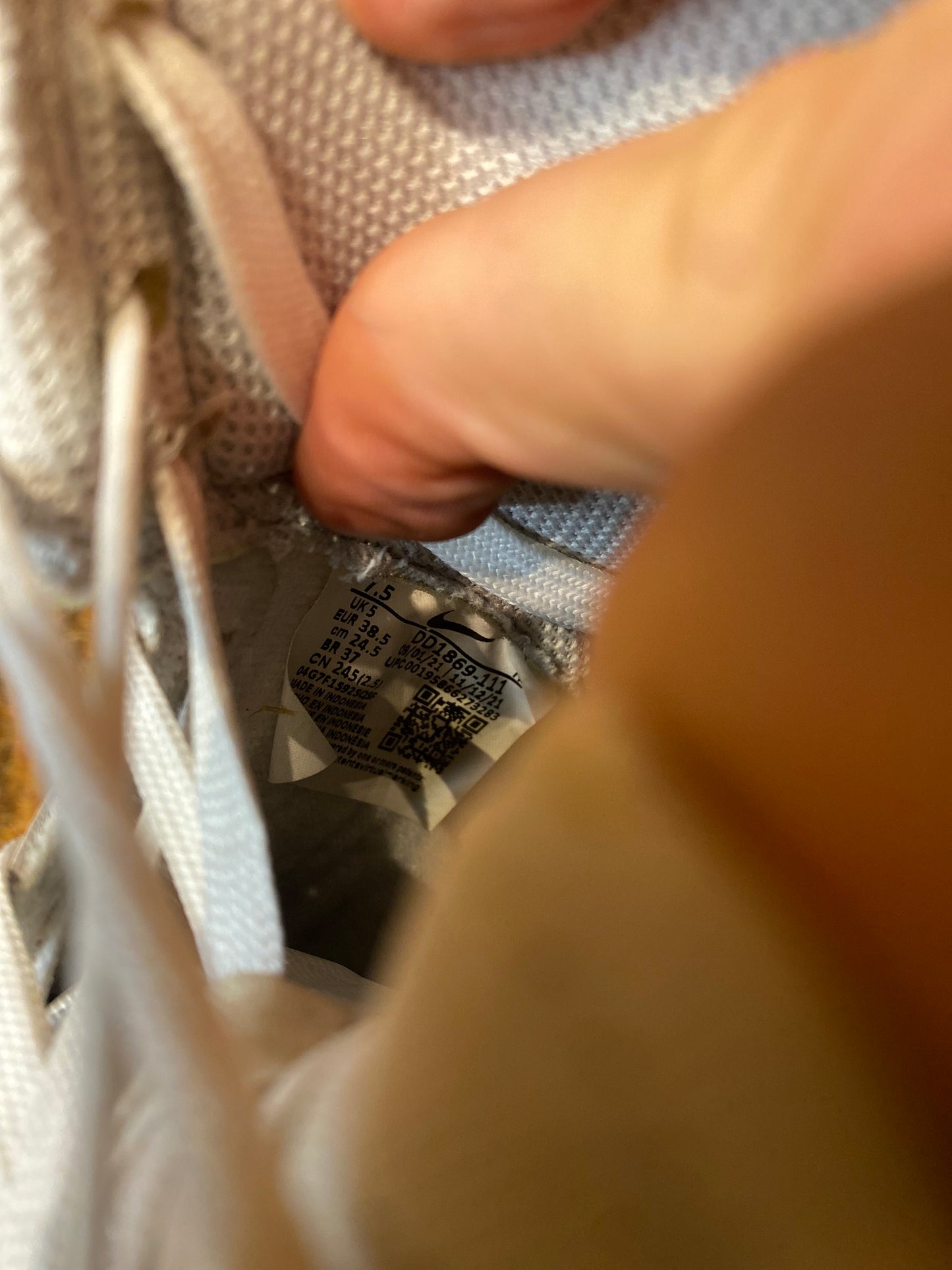 NIKE DUNK HIGH ‘PURE PLATINUM’ - UK 5