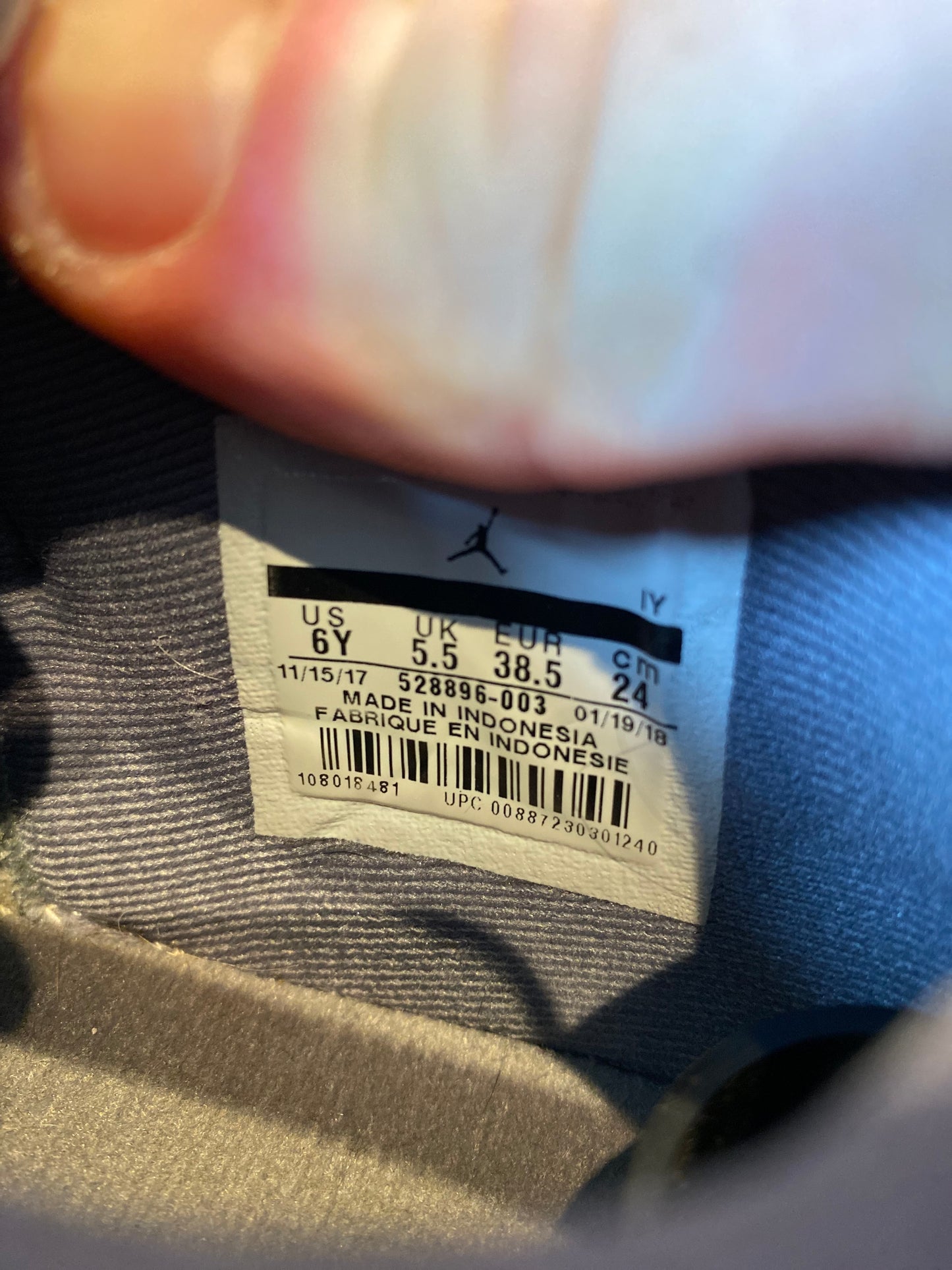 JORDAN 11 LOW ‘COOL GREY’ - UK 5.5