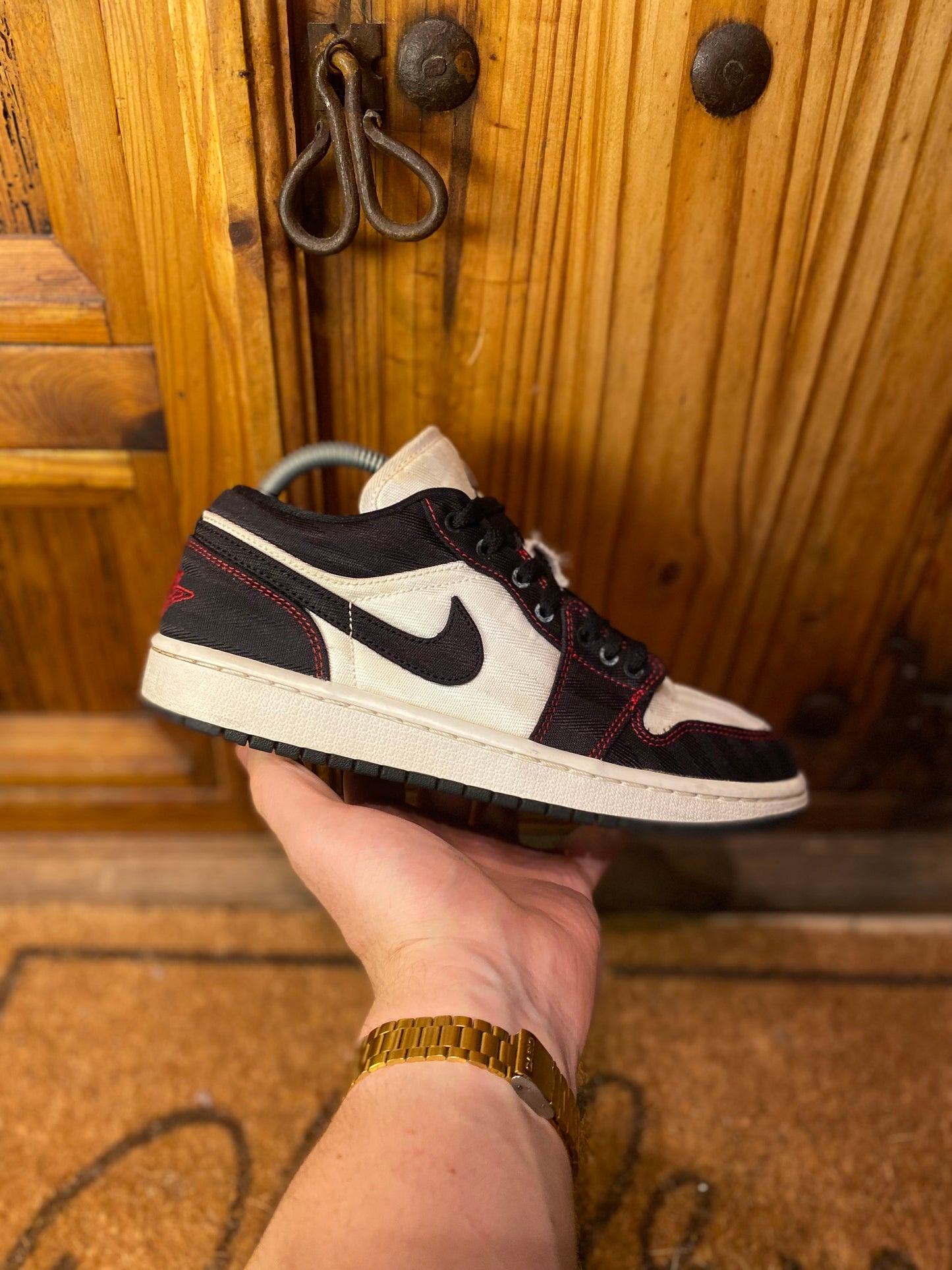 JORDAN 1 LOW ‘BLACK WHITE GYM RED’ - UK 5.5