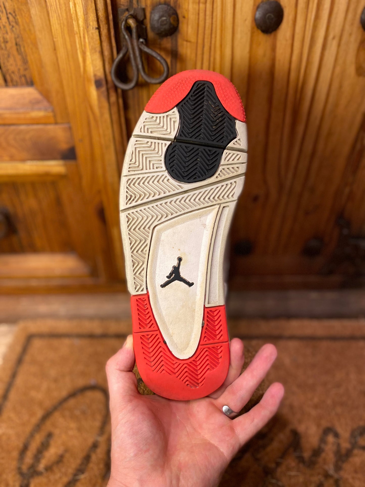 JORDAN 4 ‘FLIGHT NOSTALGIA’ - UK 10