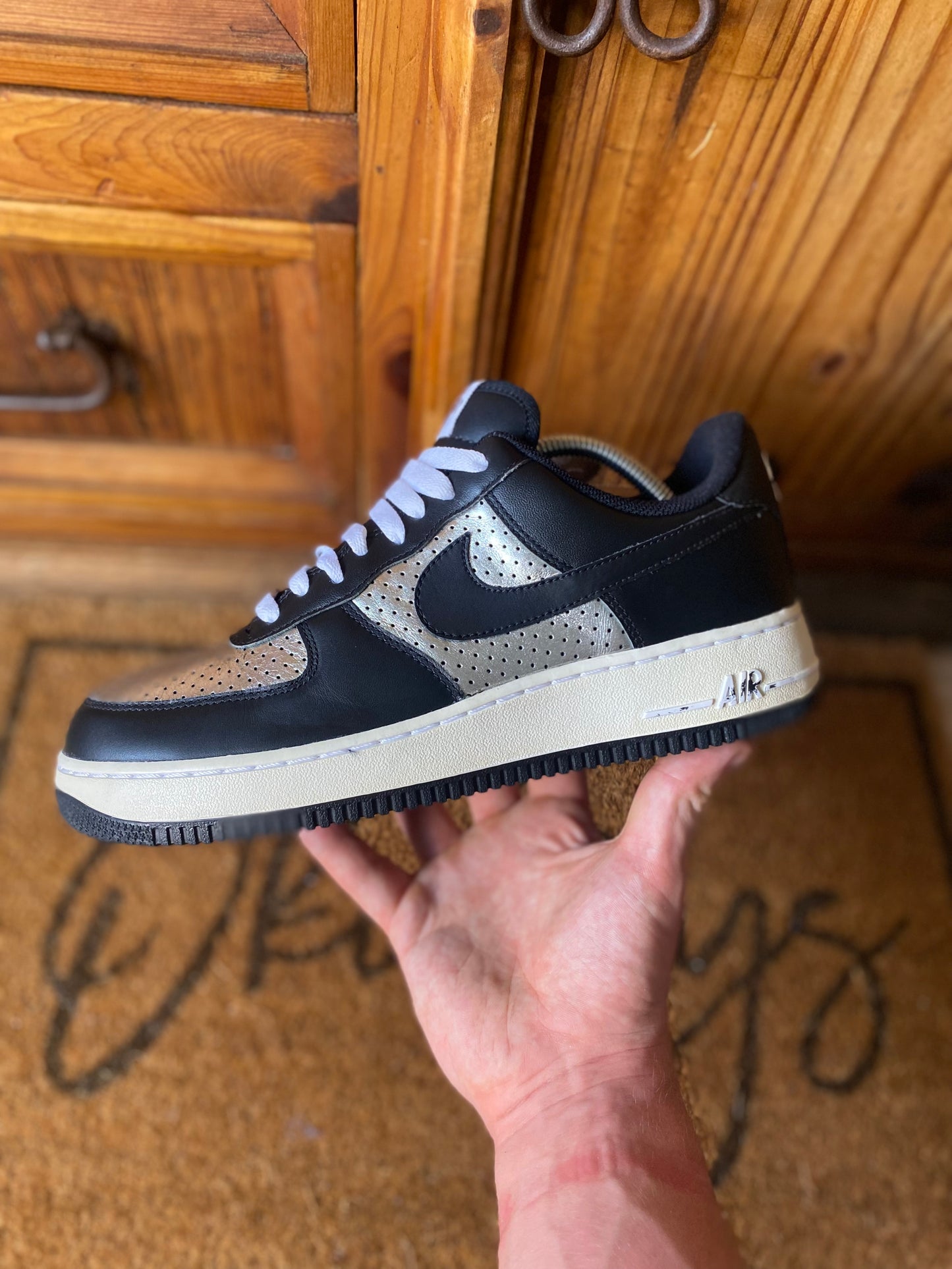 NIKE AIR FORCE 1 ‘SILVER METALLIC’ - UK 8