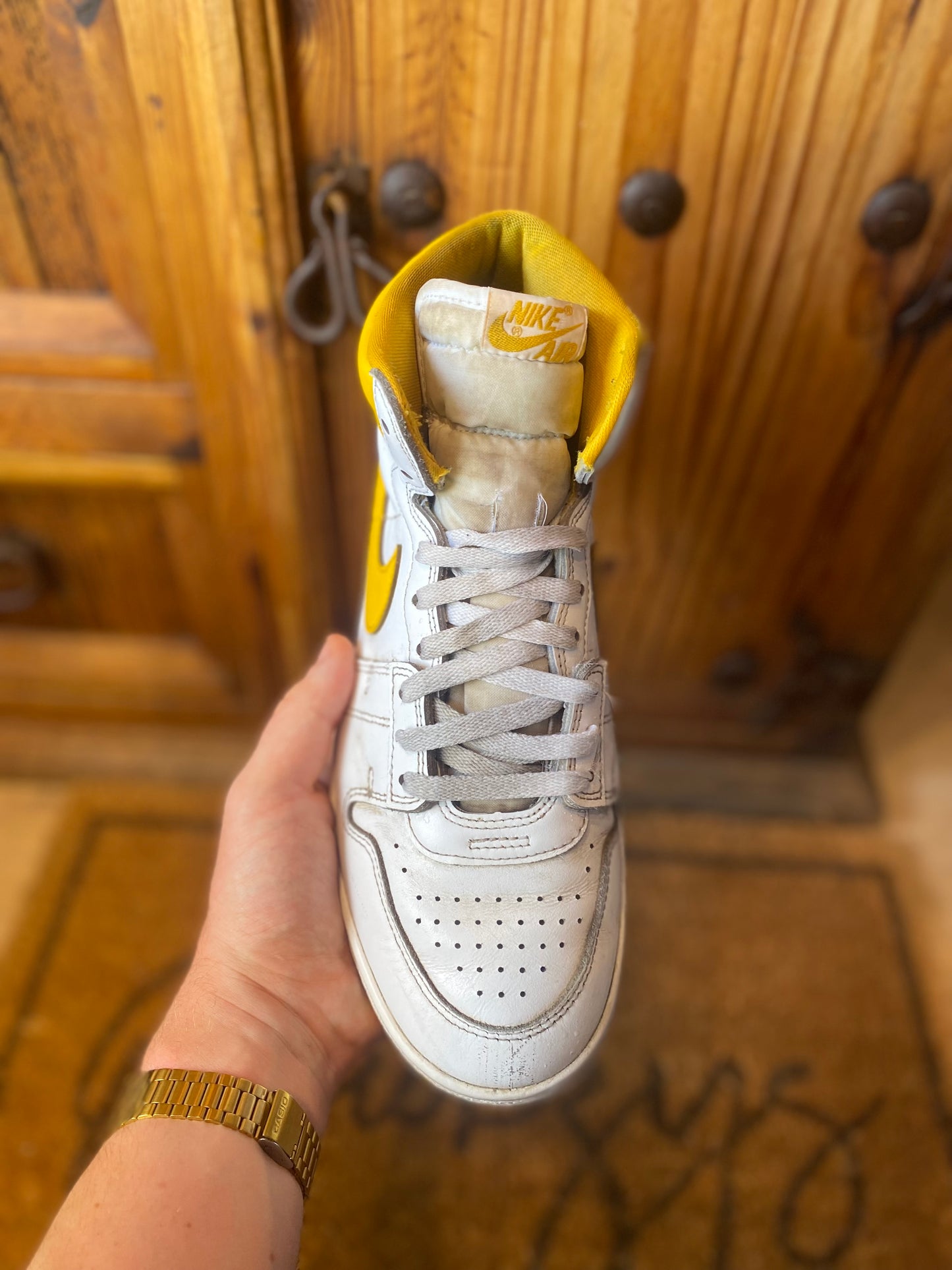 NIKE JORDAN AIR SHIP PE ‘UNIVERSITY GOLD’ - UK 8.5