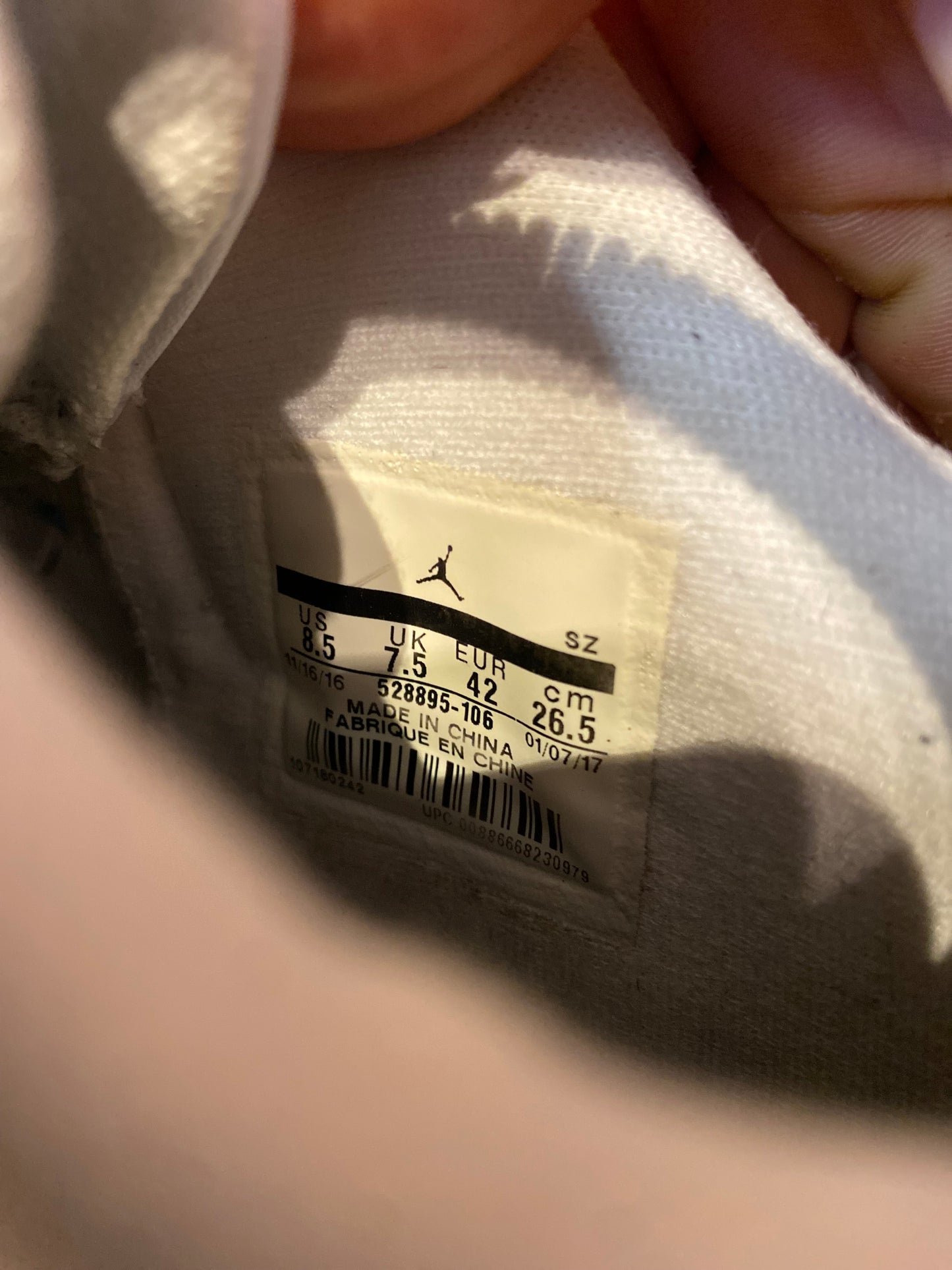 JORDAN 11 LOW ‘UNIVERSITY BLUE’ - UK 7.5