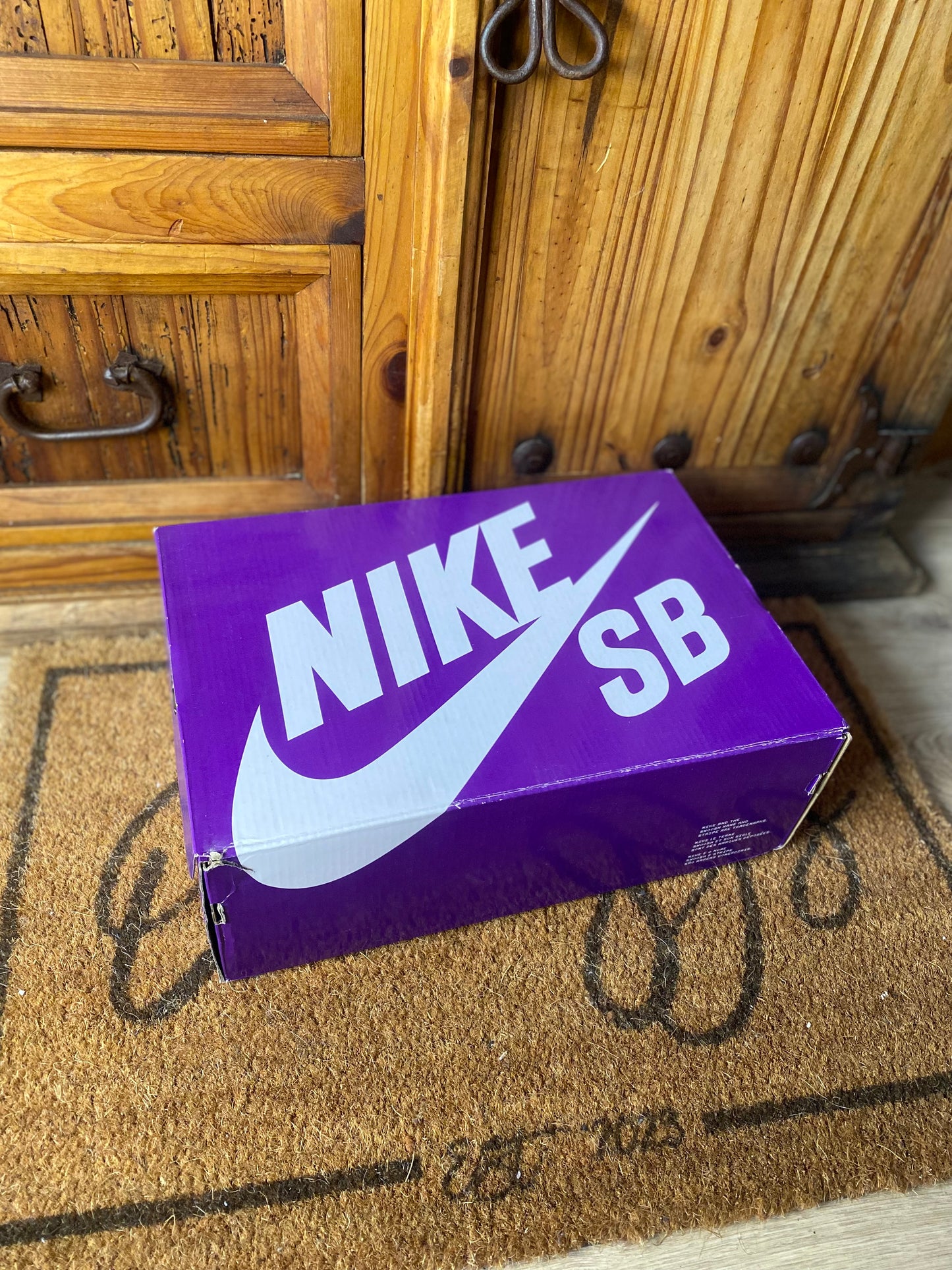 NIKE SB DUNK HIGH ‘SPECTRUM’ - UK 8