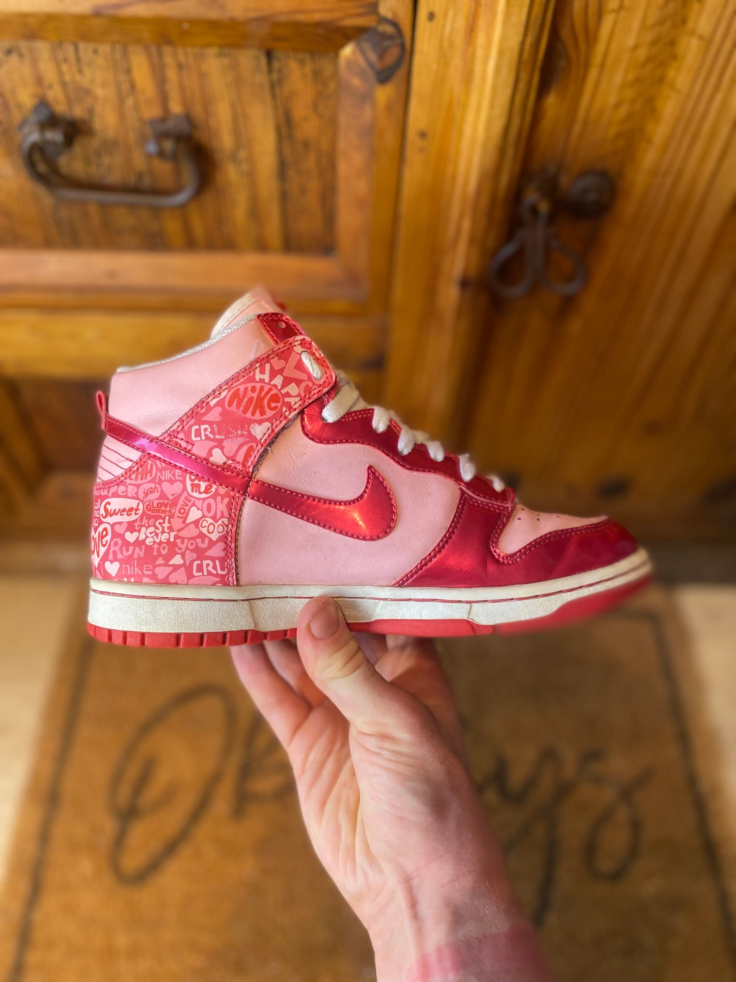 NIKE DUNK HIGH ‘VALENTINES DAY’ 2010 - UK 5.5