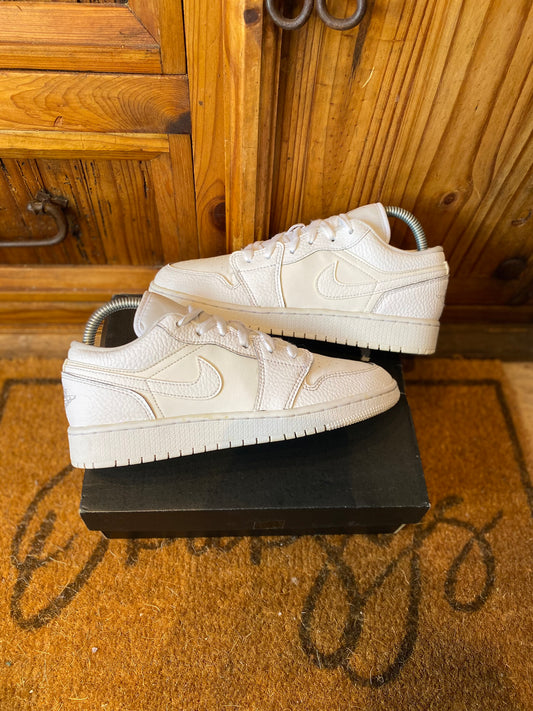 JORDAN 1 LOW ‘TRIPLE WHITE TUMBLED LEATHER’ - UK 5