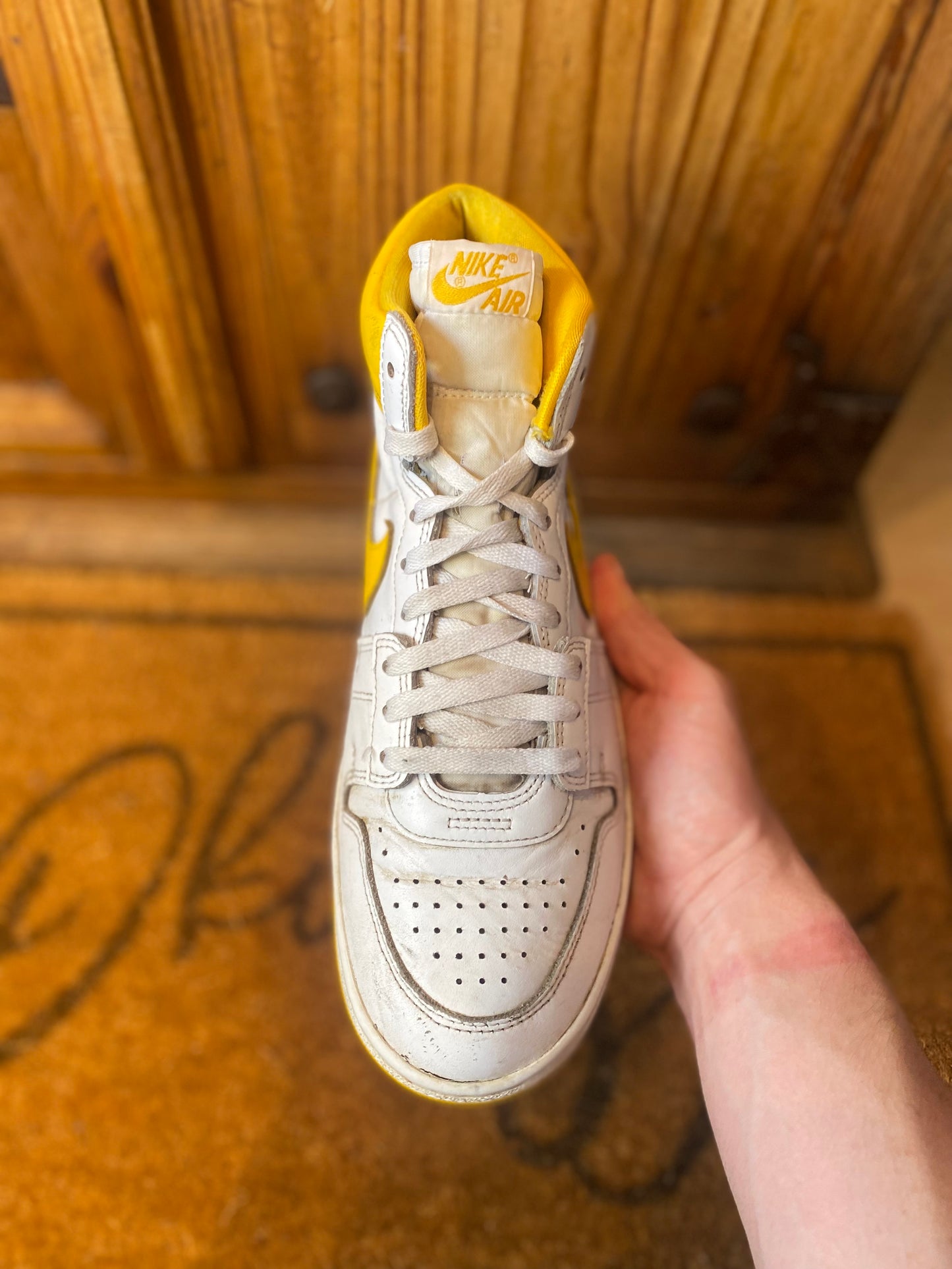 NIKE JORDAN AIR SHIP PE ‘UNIVERSITY GOLD’ - UK 8.5