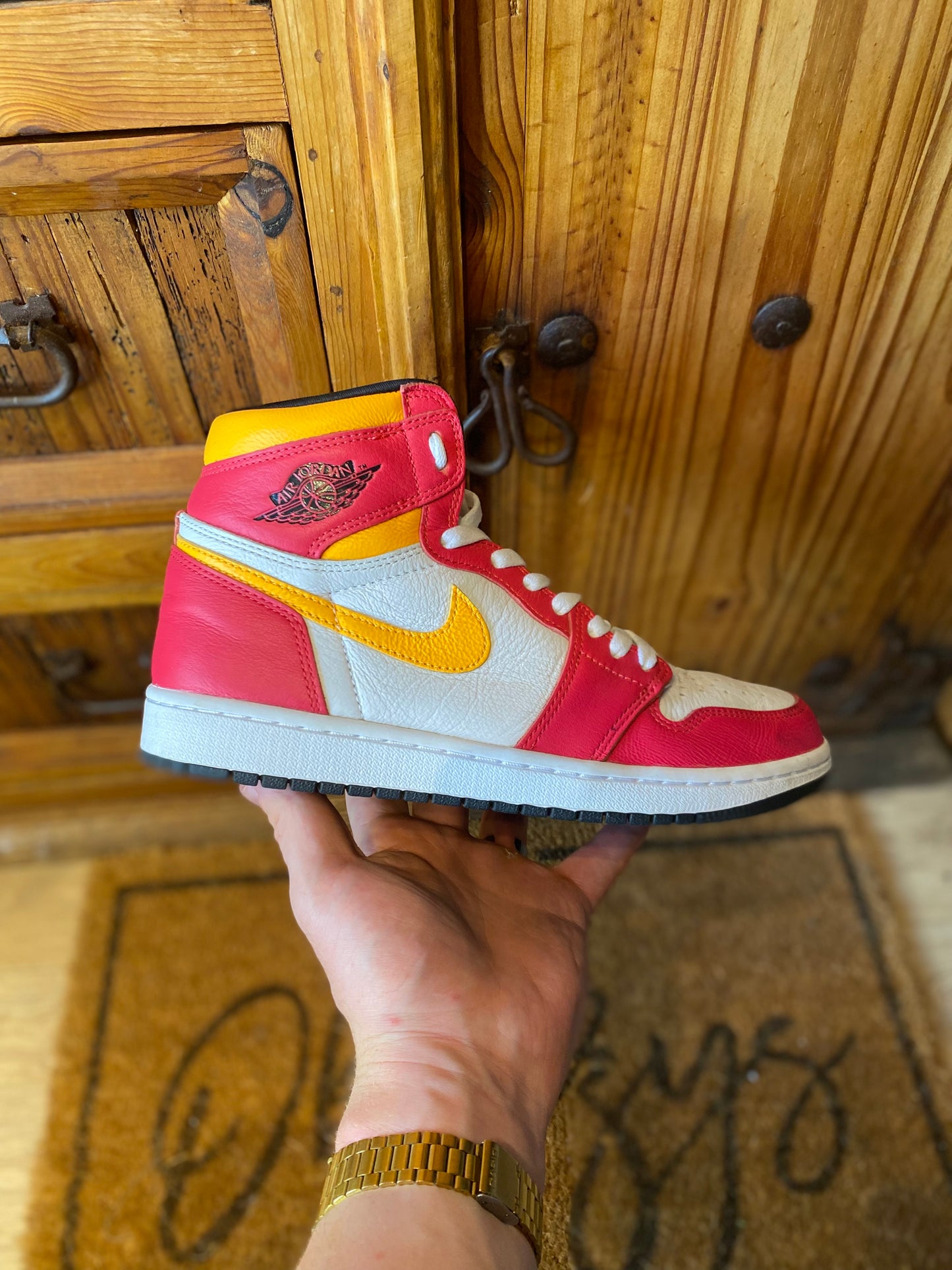JORDAN 1 HIGH ‘LIGHT FUSION RED’ - UK 7.5