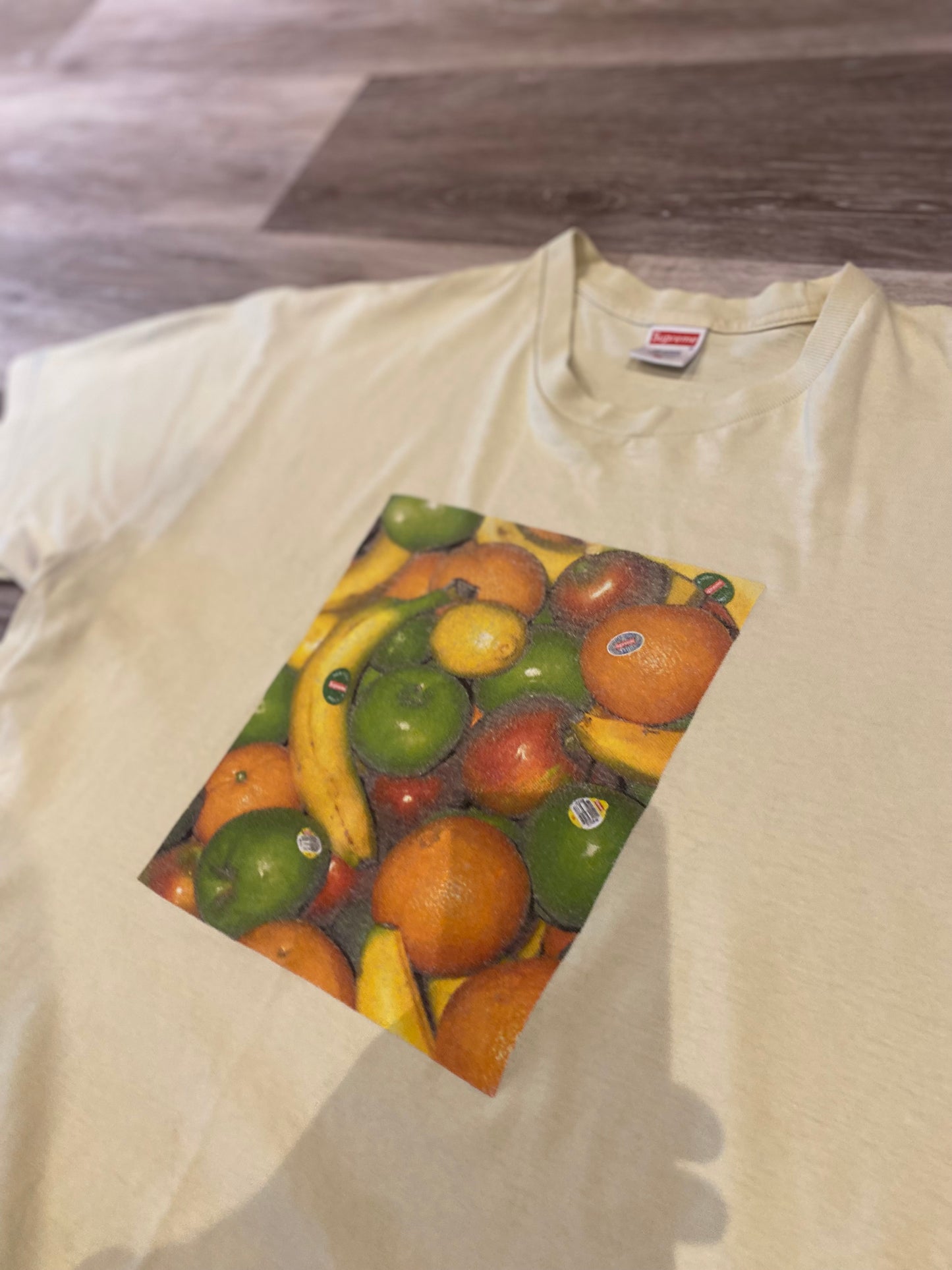 SUPREME FRUIT TEE - XL