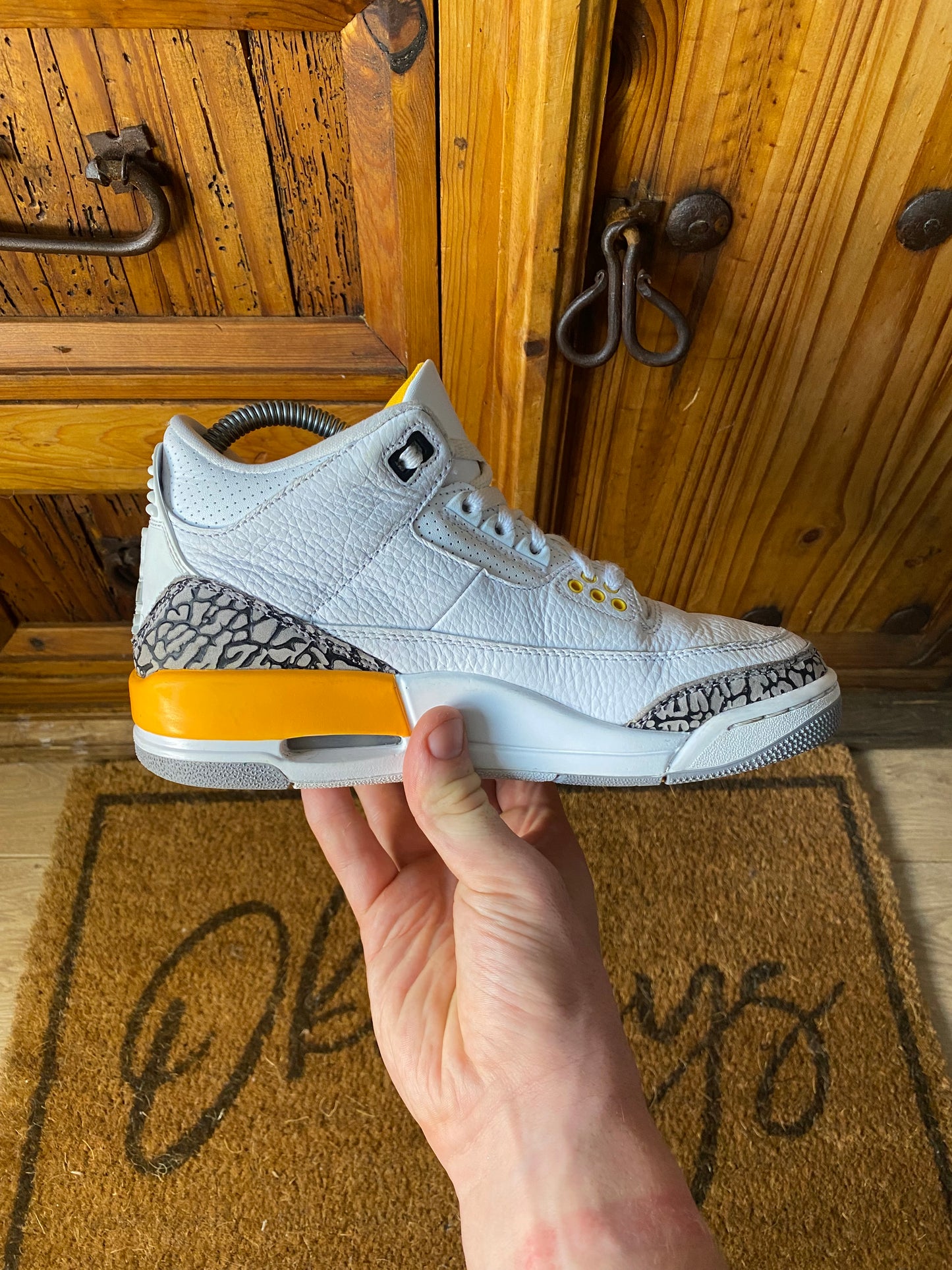 JORDAN 3 ‘LASER ORANGE’ - UK 4