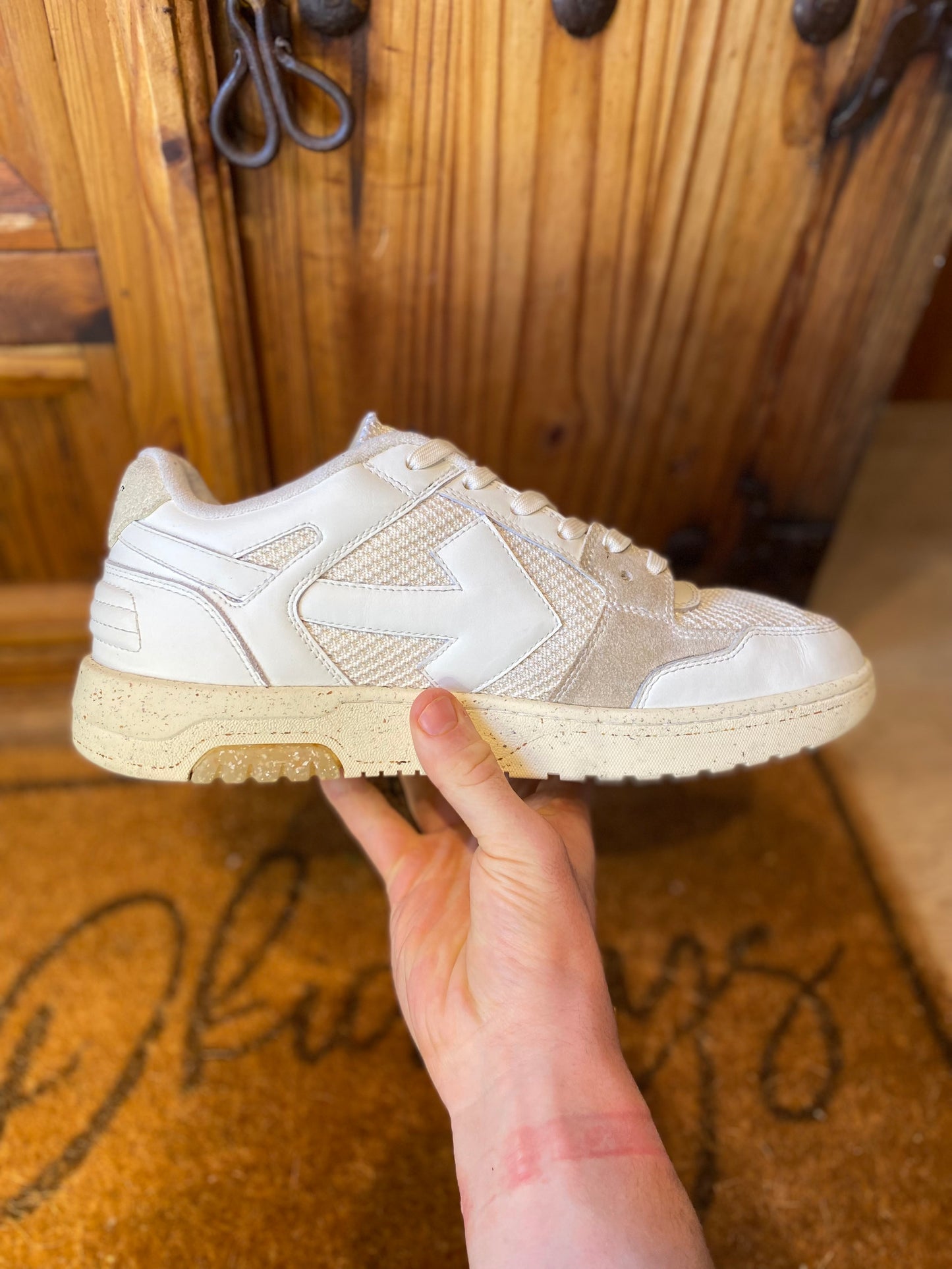 OFF-WHITE OUT OF OFFICE LOW SLIM ‘WHITE’ - UK 12